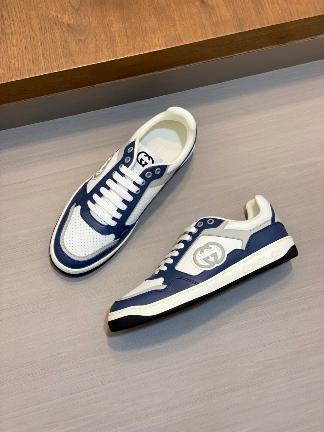 Men's Sneakers GUCCI 18078988
