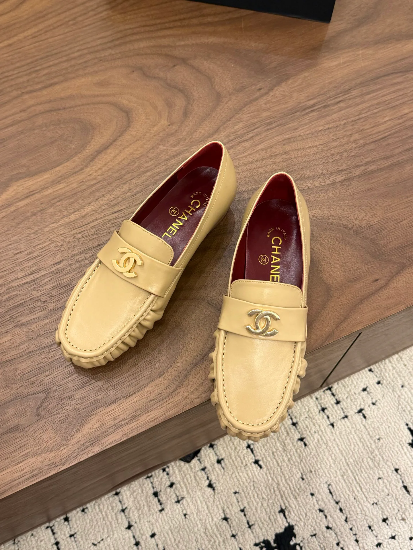 Women's Loafers And Moccasins CHANEL 17968560