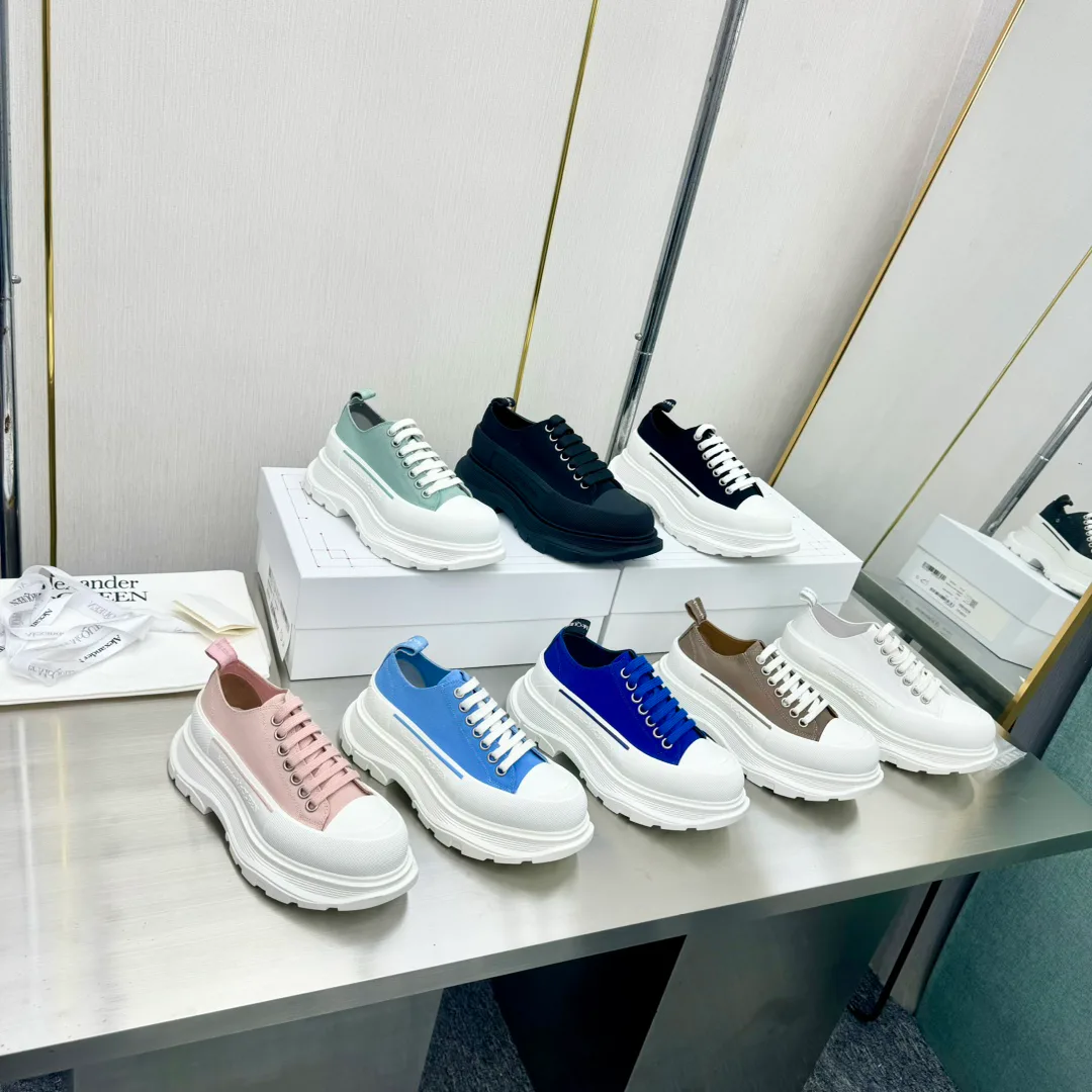 Women's Sneakers ALEXANDER MCQUEEN 18011199