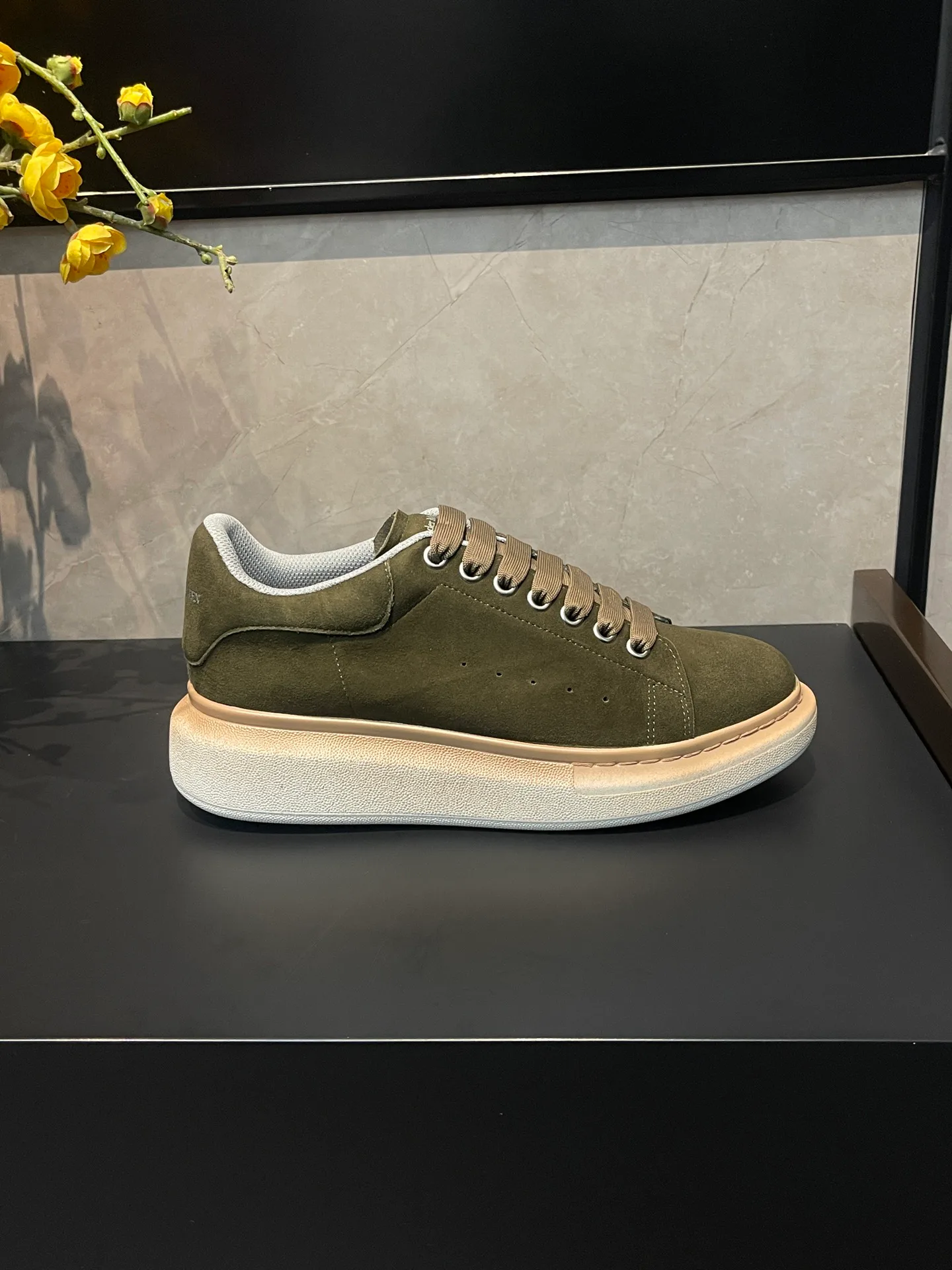 Women's Sneakers ALEXANDER MCQUEEN 17827926