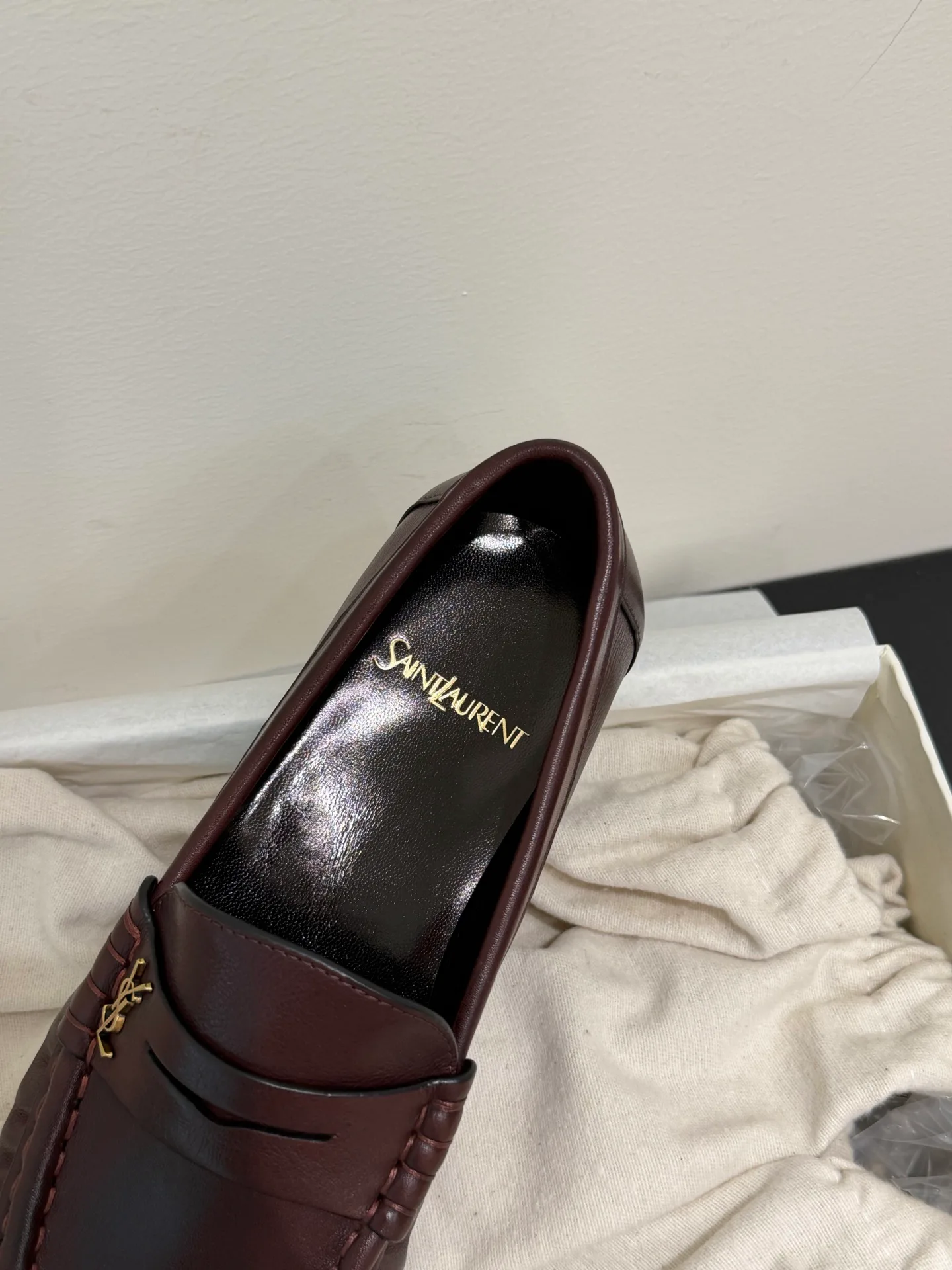 Women's Loafers And Moccasins SAINT LAURENT 18087811