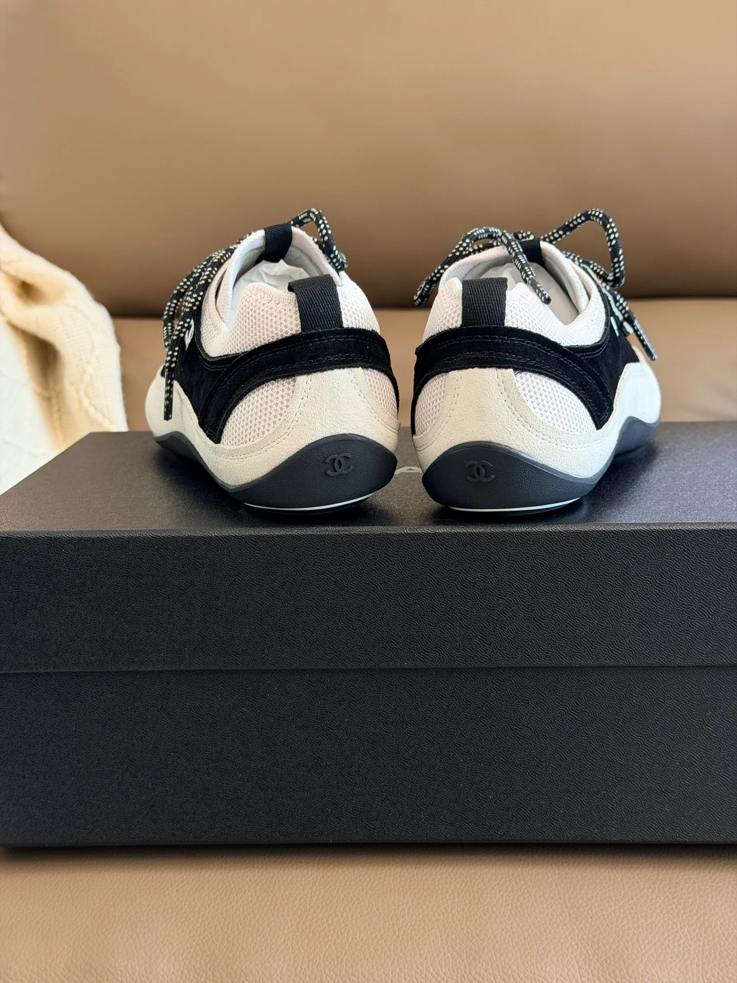 Women's Sneakers CHANEL 17510597