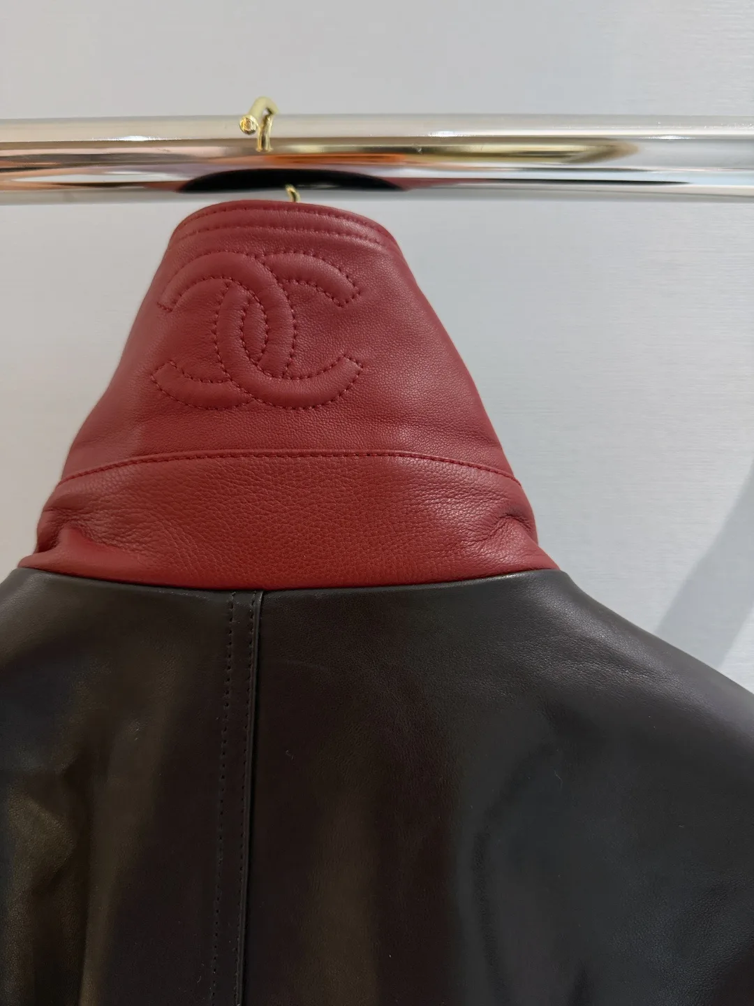 Women's Leather Jackets And Sheepskin Coats CHANEL 18336467