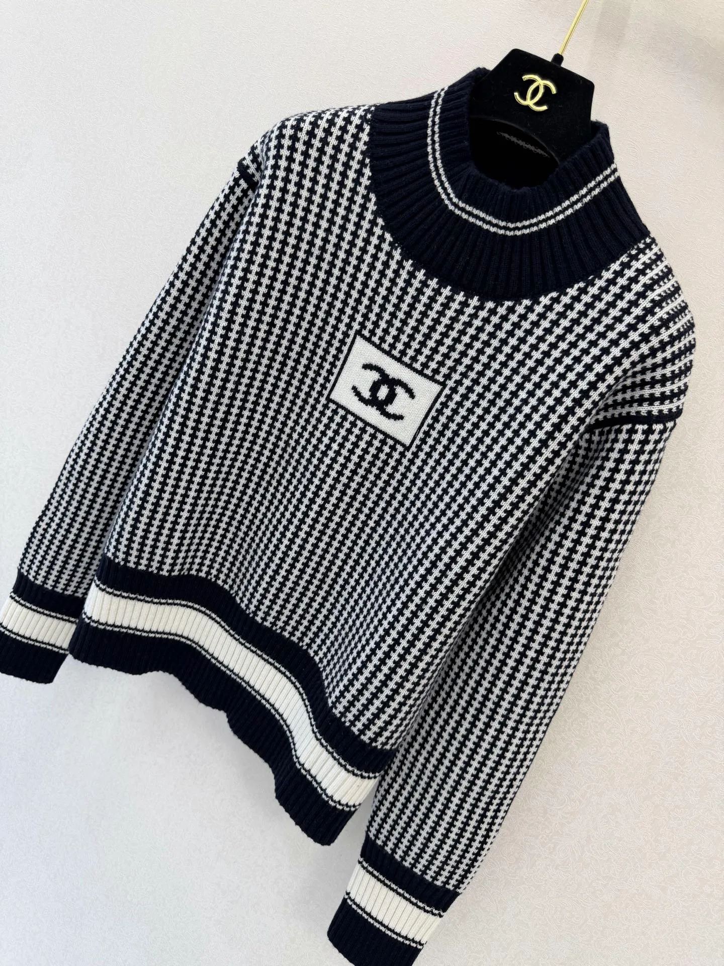 Women's Jumpers And Sweaters CHANEL 19574727