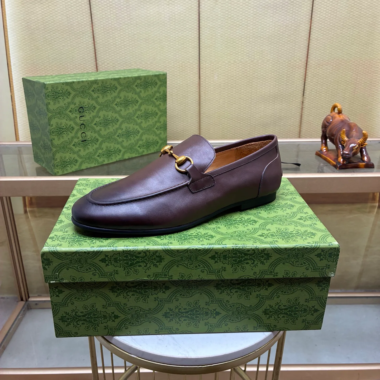 Men's Loafers And Dress Shoes GUCCI 18516335