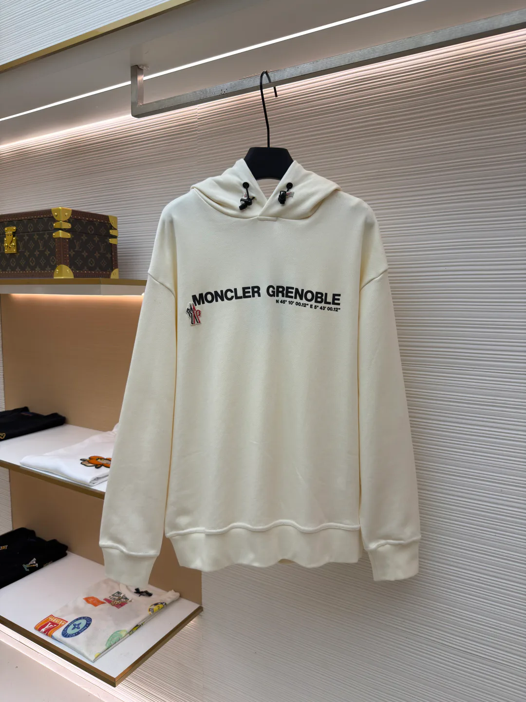 Men's Sweatshirts And Hoodies MONCLER 17480581