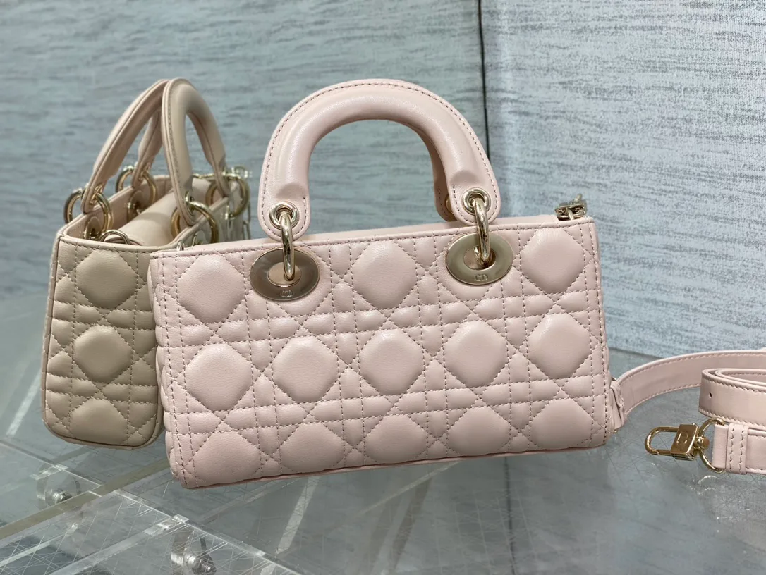 Women's Classic Handbags CHRISTIAN DIOR 17770405