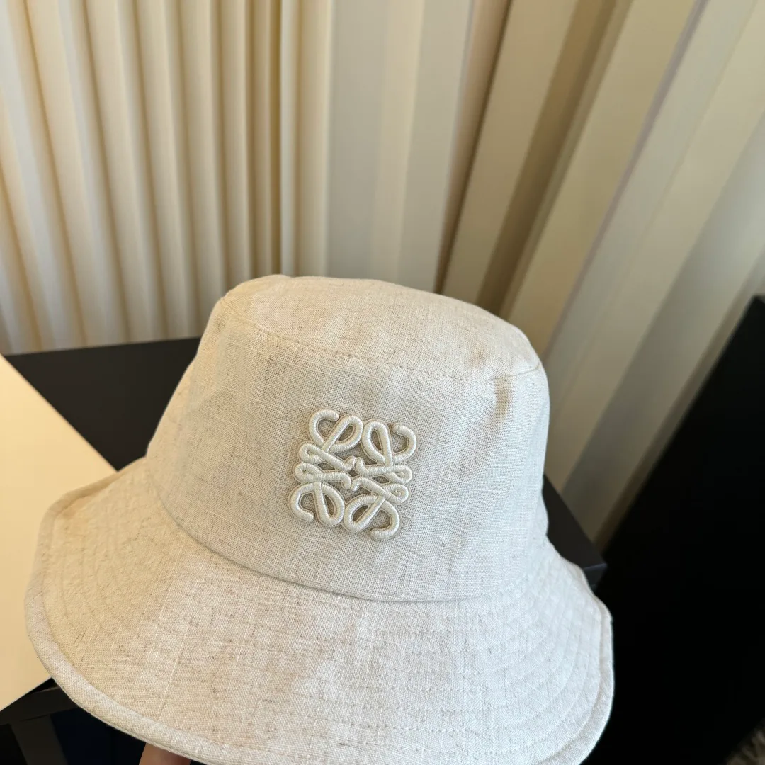 Hats LOEWE 17467711