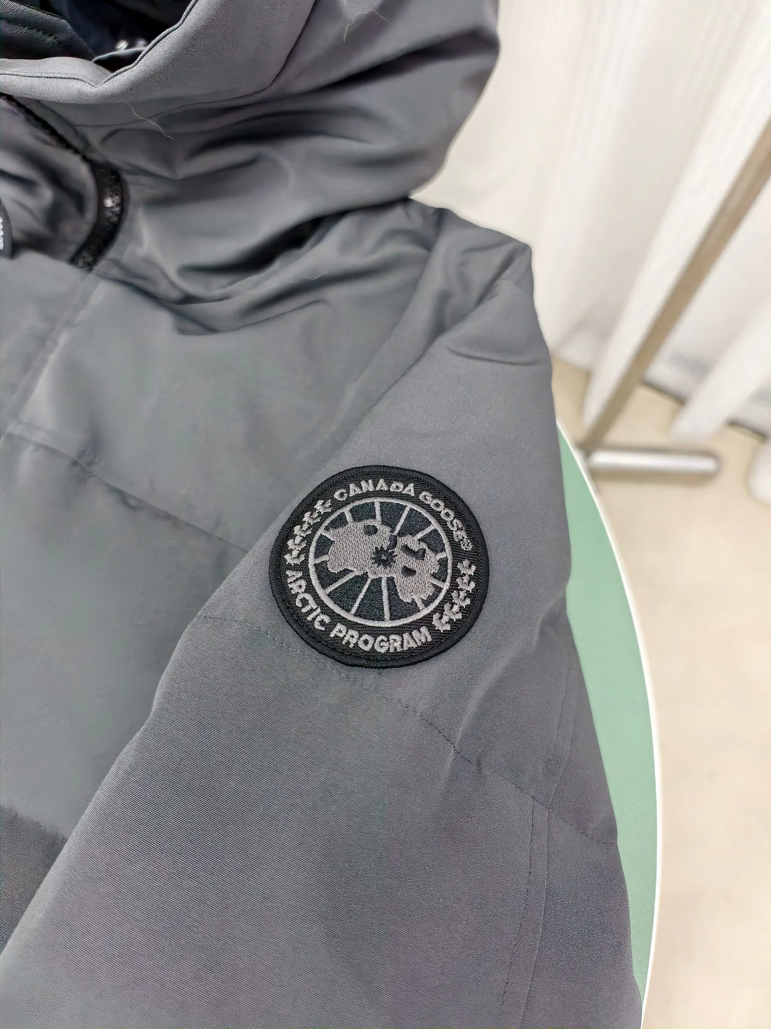 Куртки И Пуховики Мужские Canada Goose 18684534