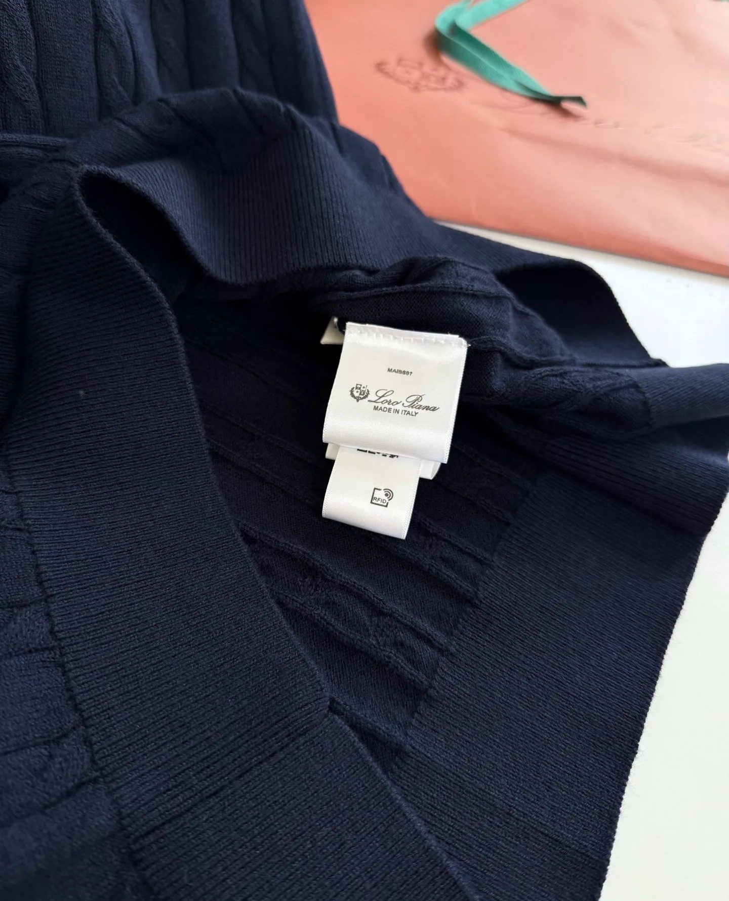 Men's Jumpers And Sweaters LORO PIANA 18396420
