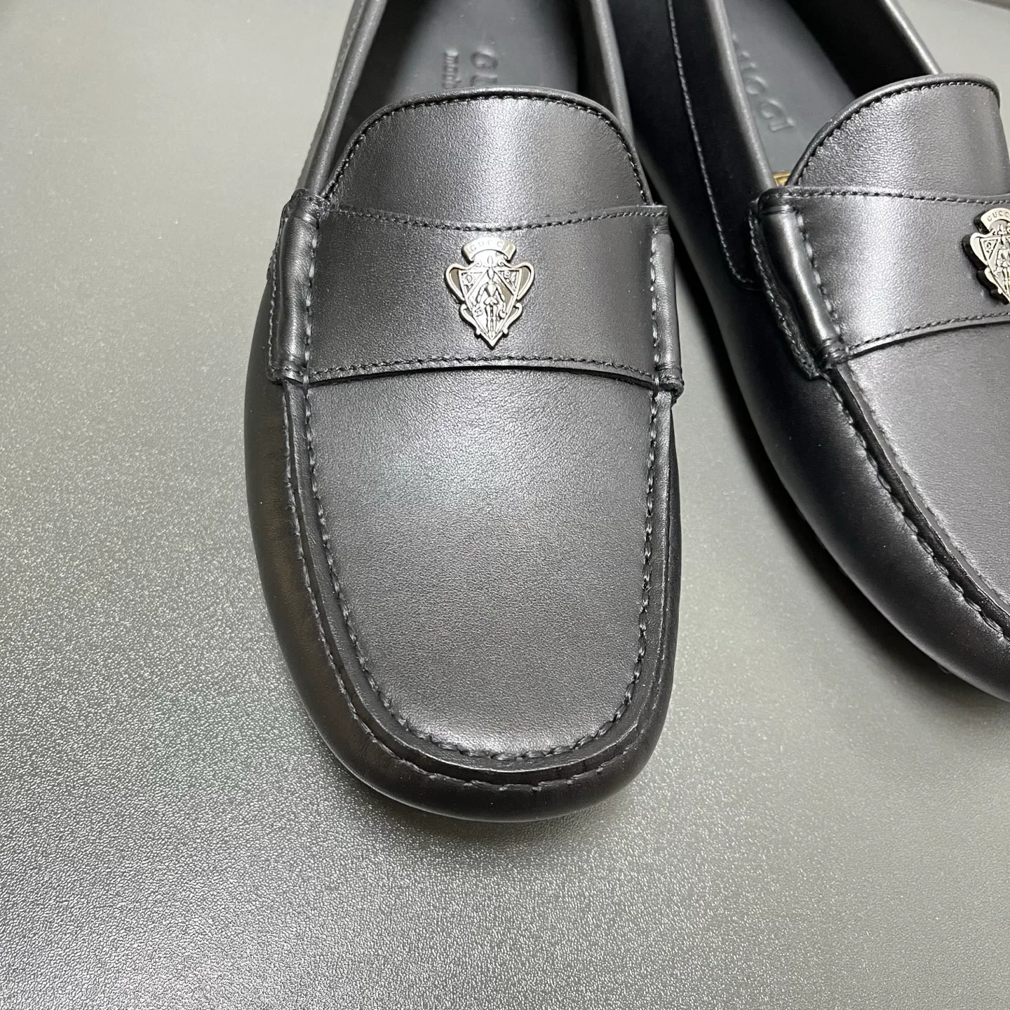 Men's Loafers And Dress Shoes GUCCI 17937824