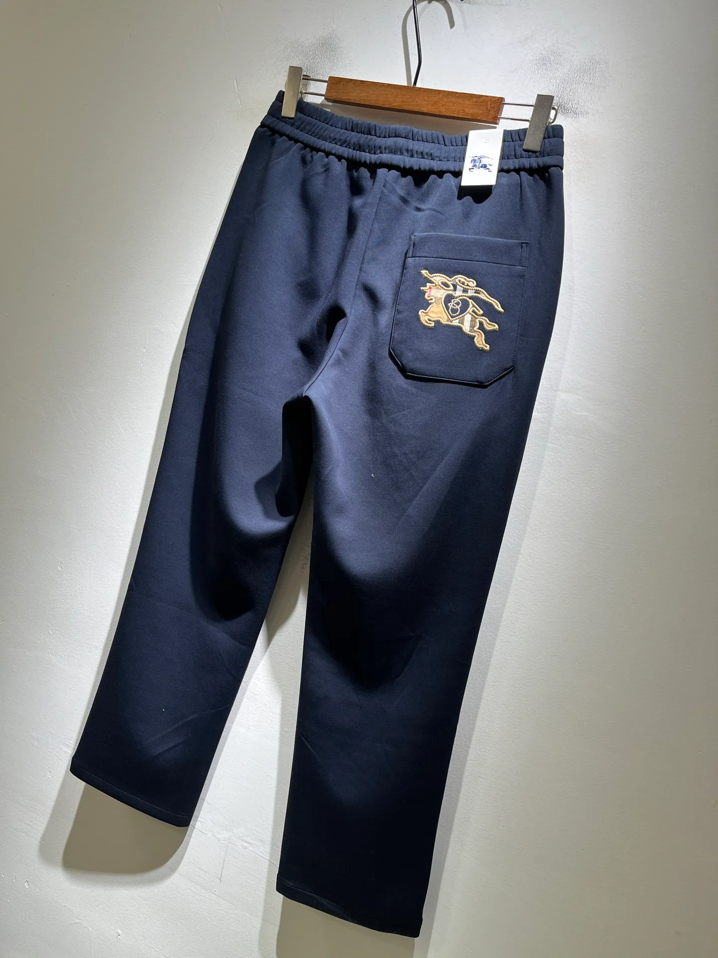 Men's Trousers BURBERRY 18343126