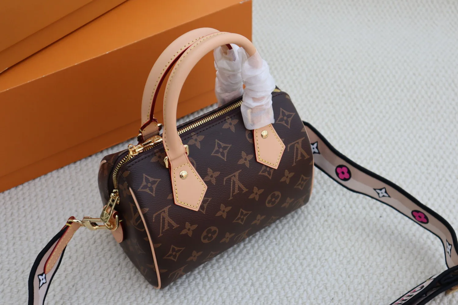 Women's Classic Handbags LOUIS VUITTON 18088970