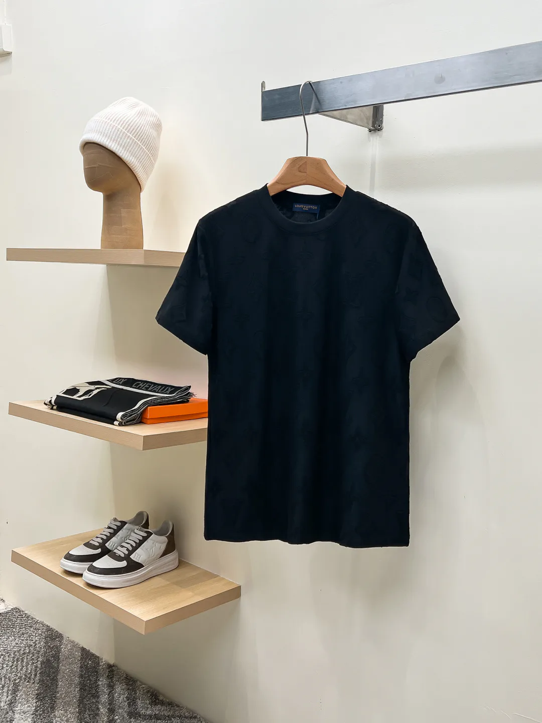 Men's T-Shirts LOUIS VUITTON 18499406