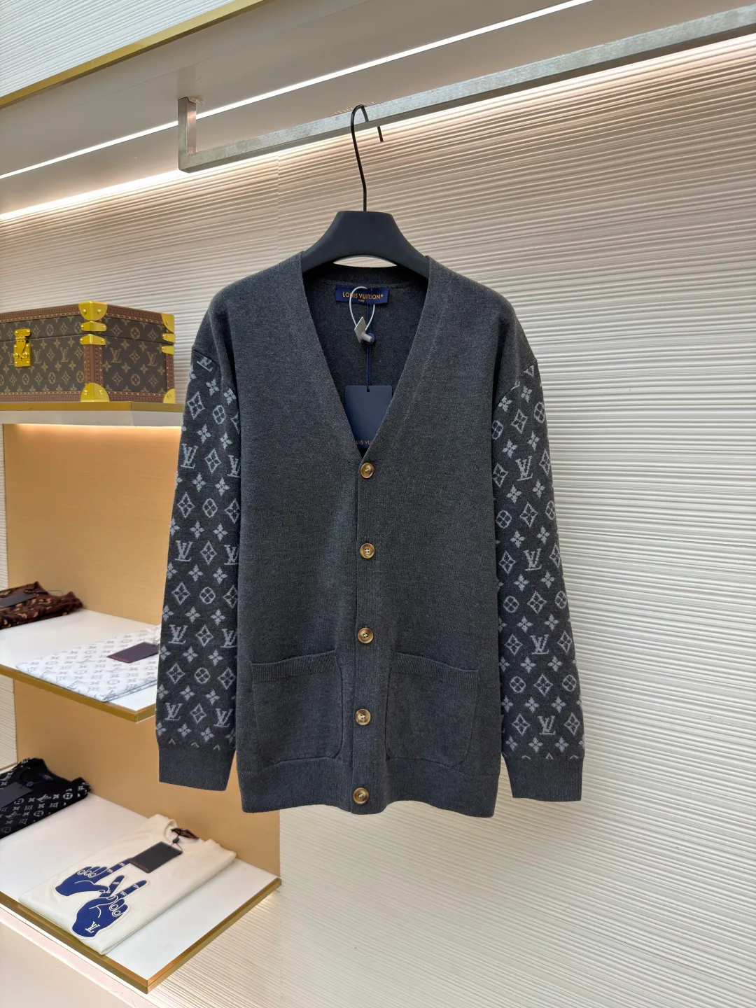 Men's Jumpers And Sweaters LOUIS VUITTON 17740874