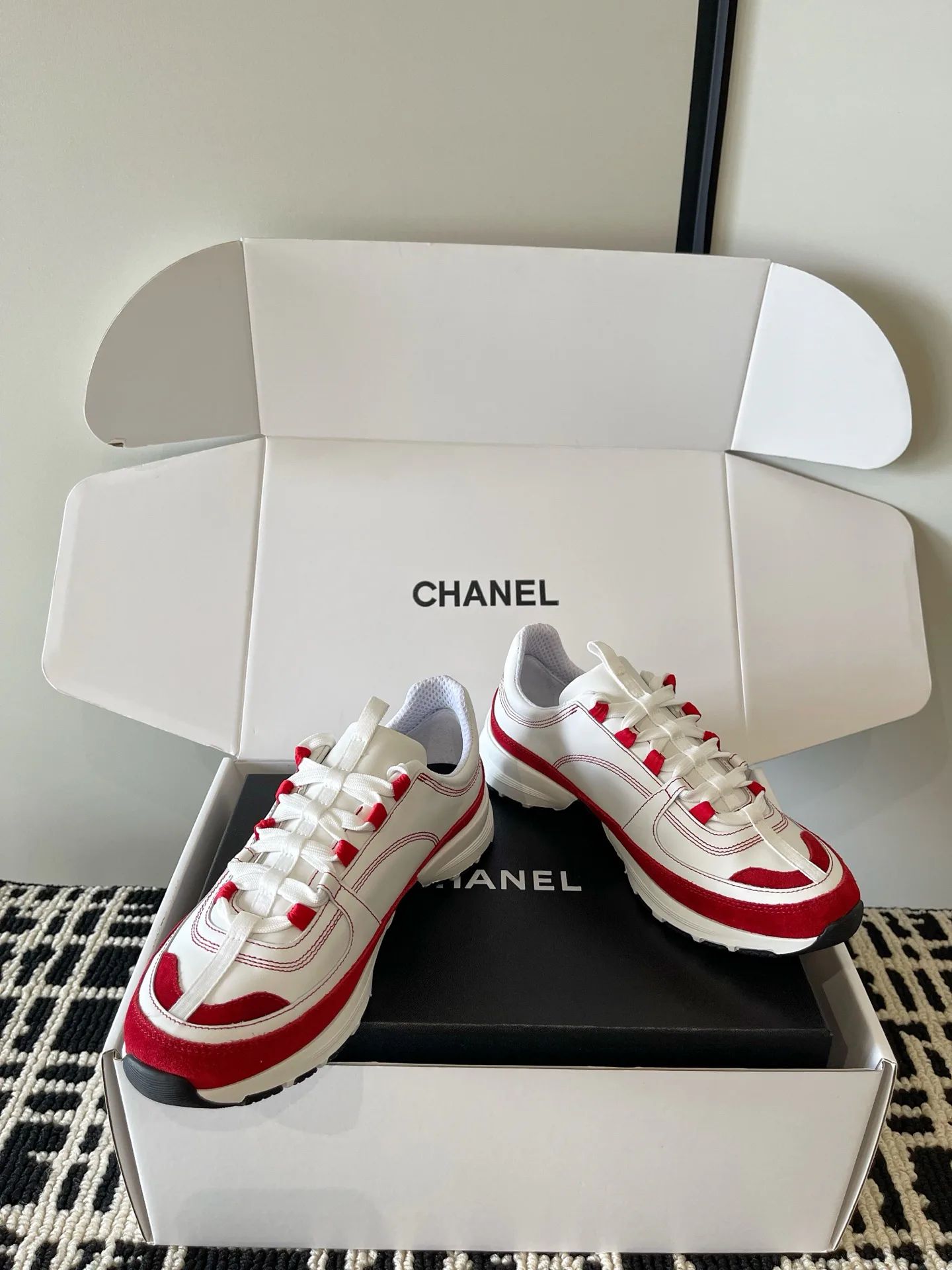 Women's Sneakers CHANEL 18283700