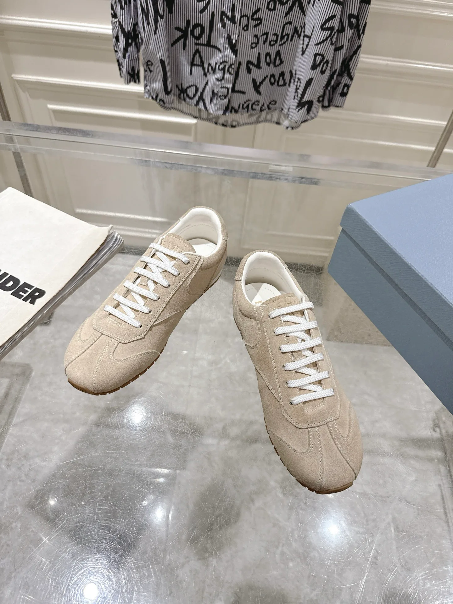 Women's Sneakers PRADA 18508344
