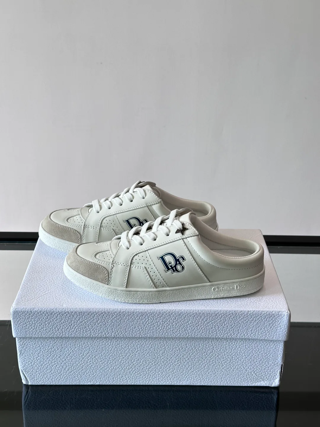 Women's Sneakers CHRISTIAN DIOR 18102609