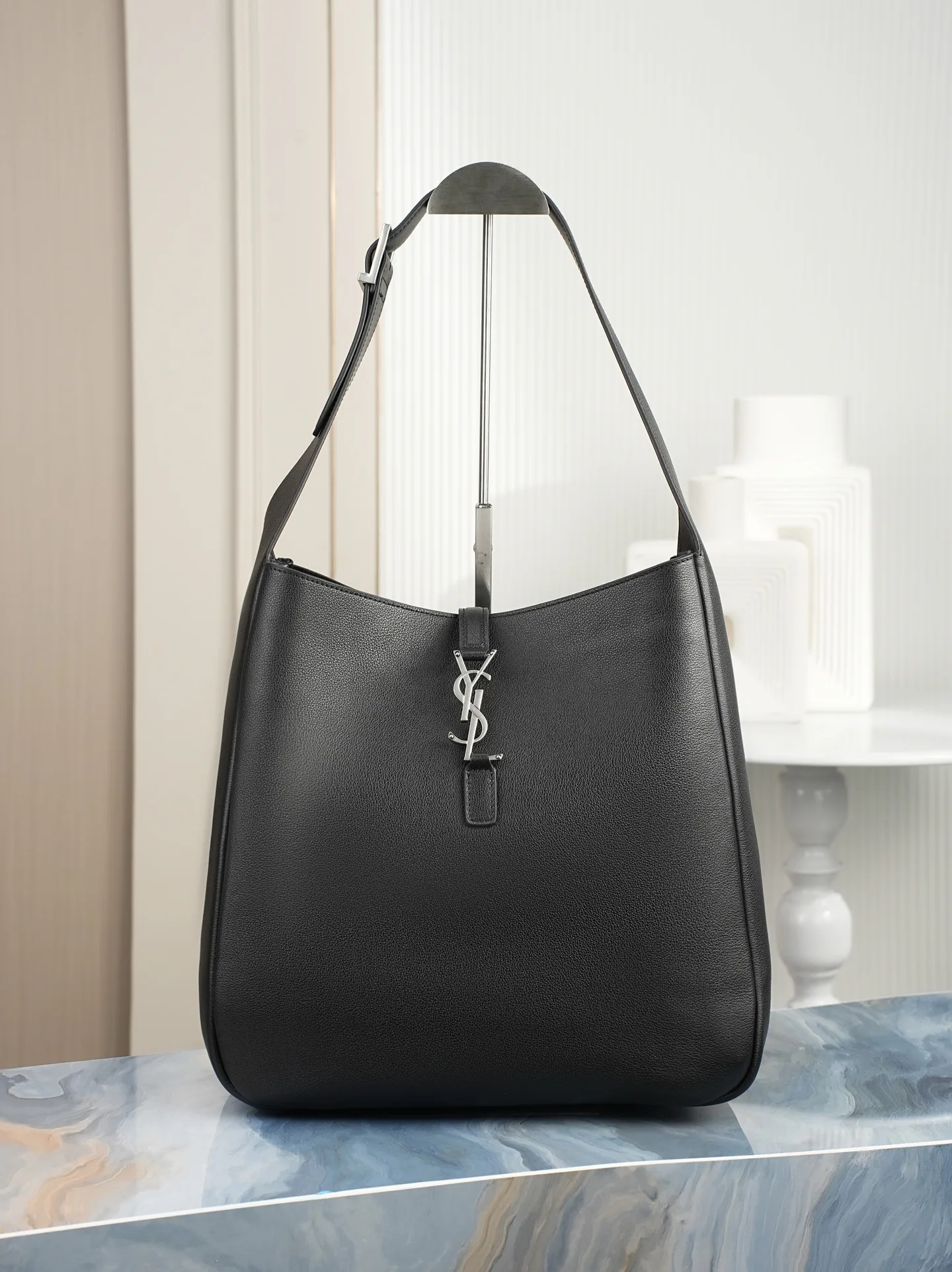 Women's Classic Handbags SAINT LAURENT 18004333