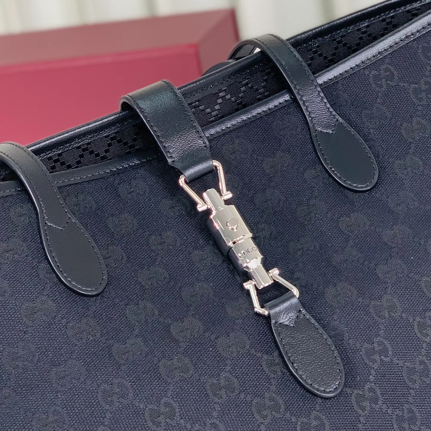 Women's Classic Handbags GUCCI 17574165