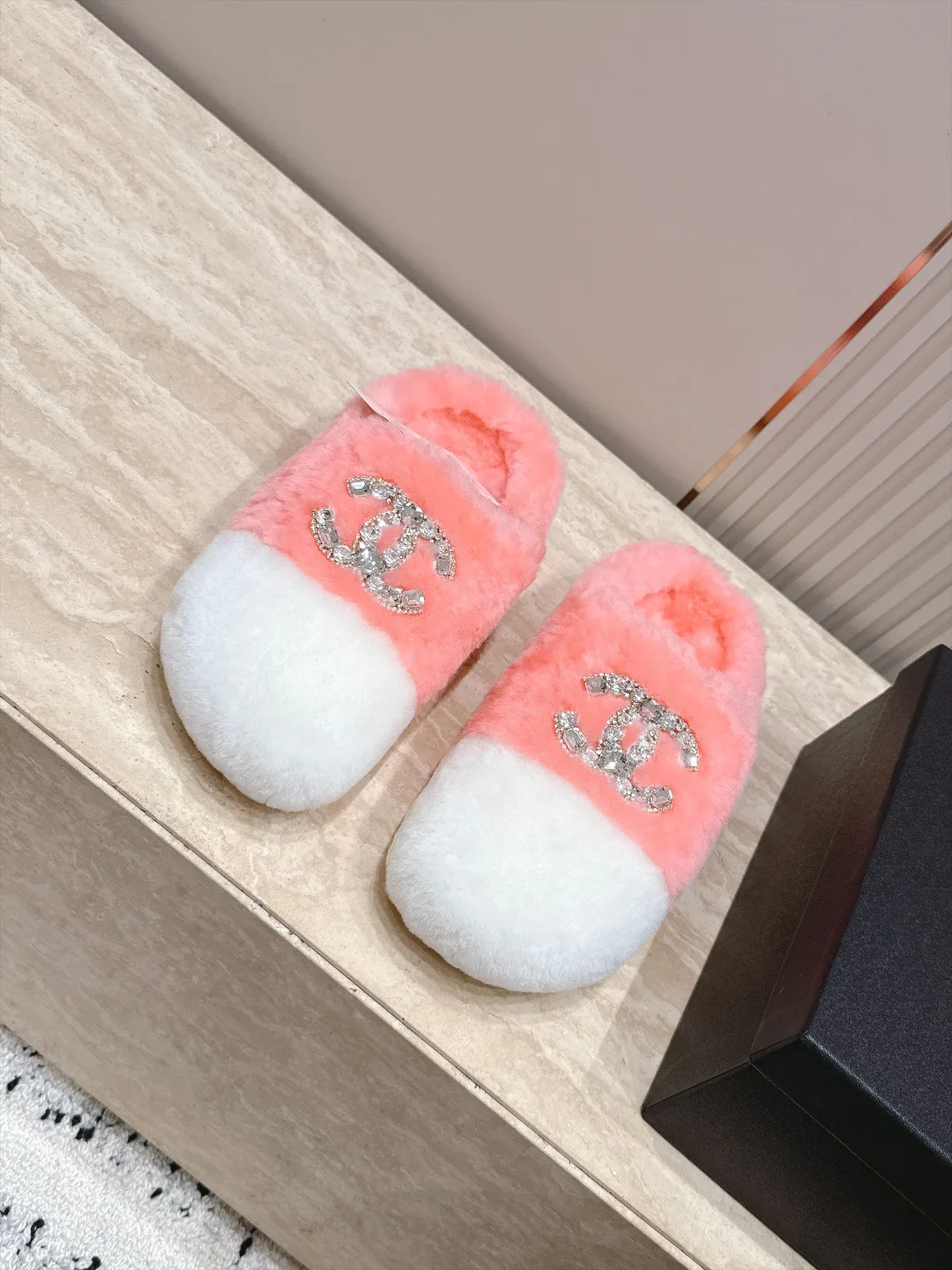 Women's Slippers CHANEL 18427709