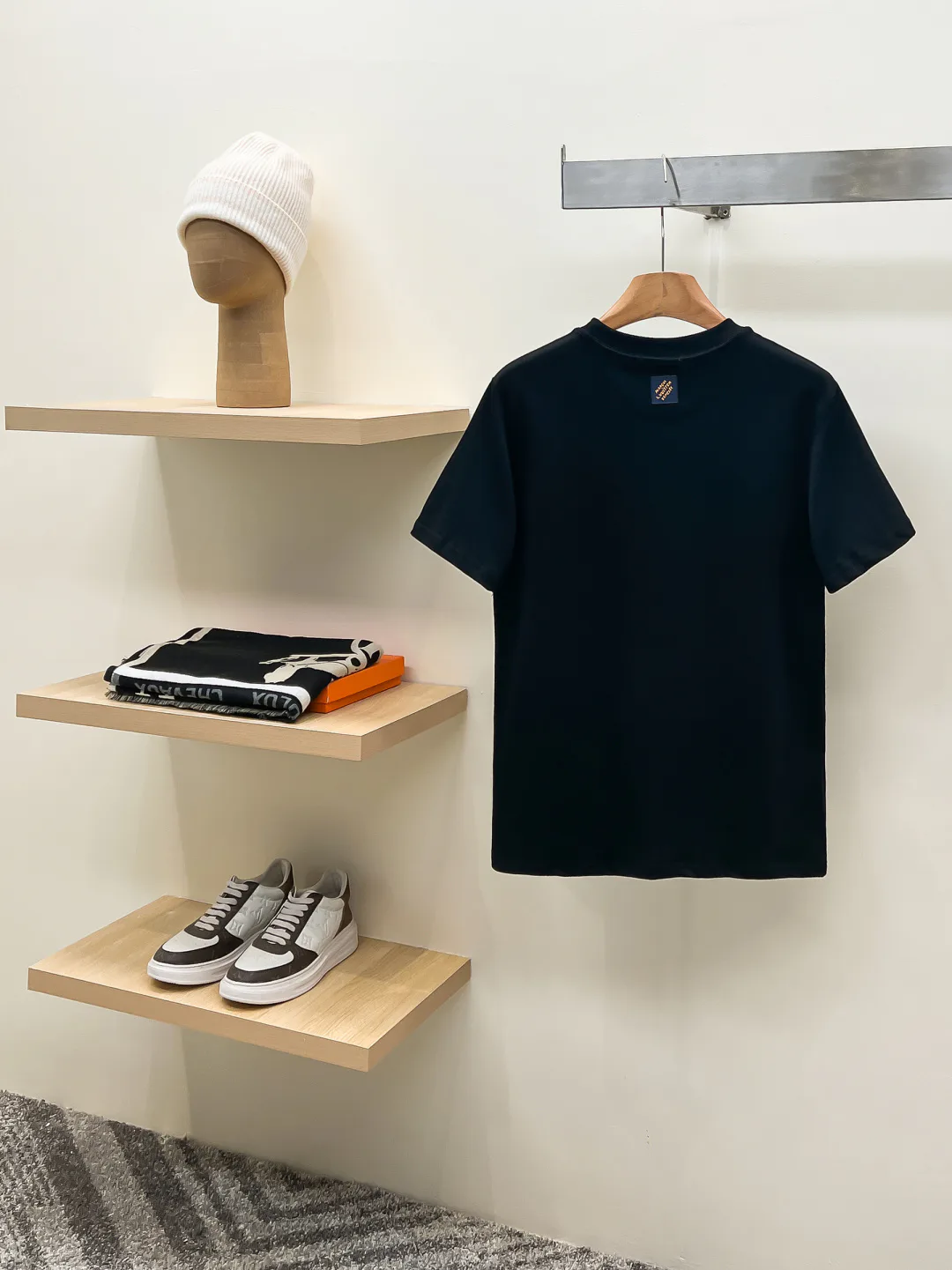 Men's T-Shirts LOUIS VUITTON 18499341