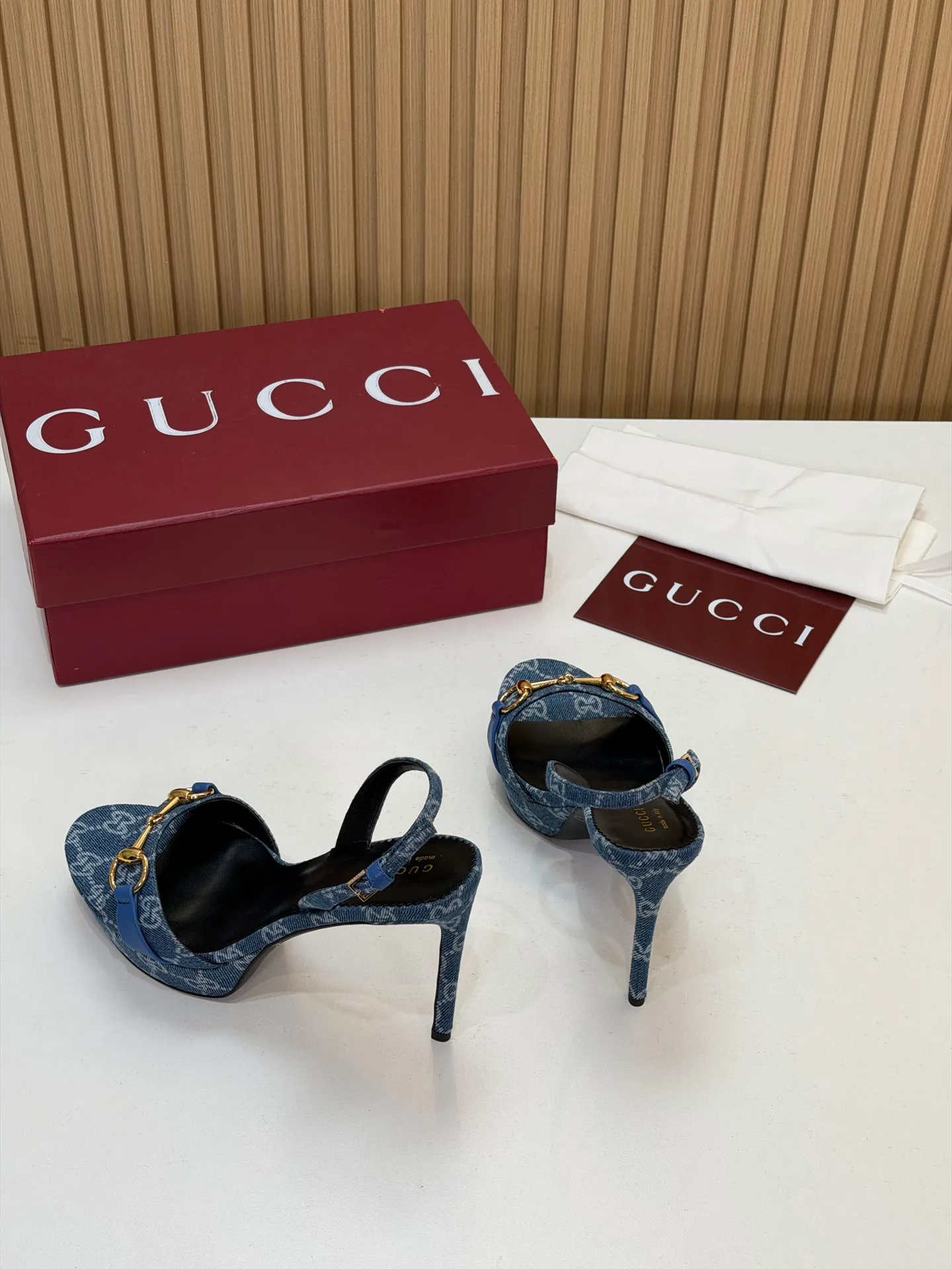 Women's Open-Toe Sandals GUCCI 18396266