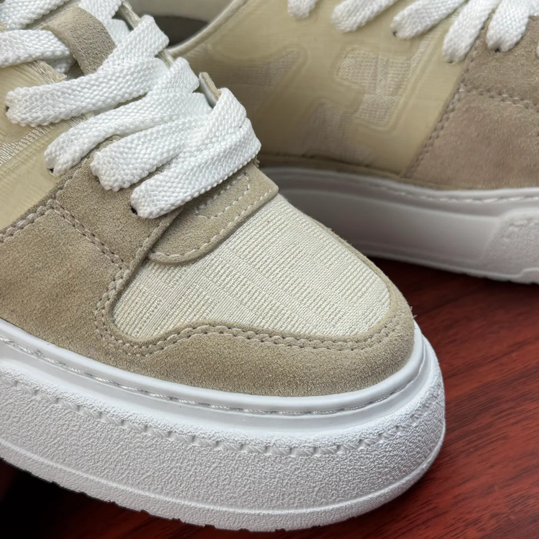 Women's Sneakers FENDI 18119032