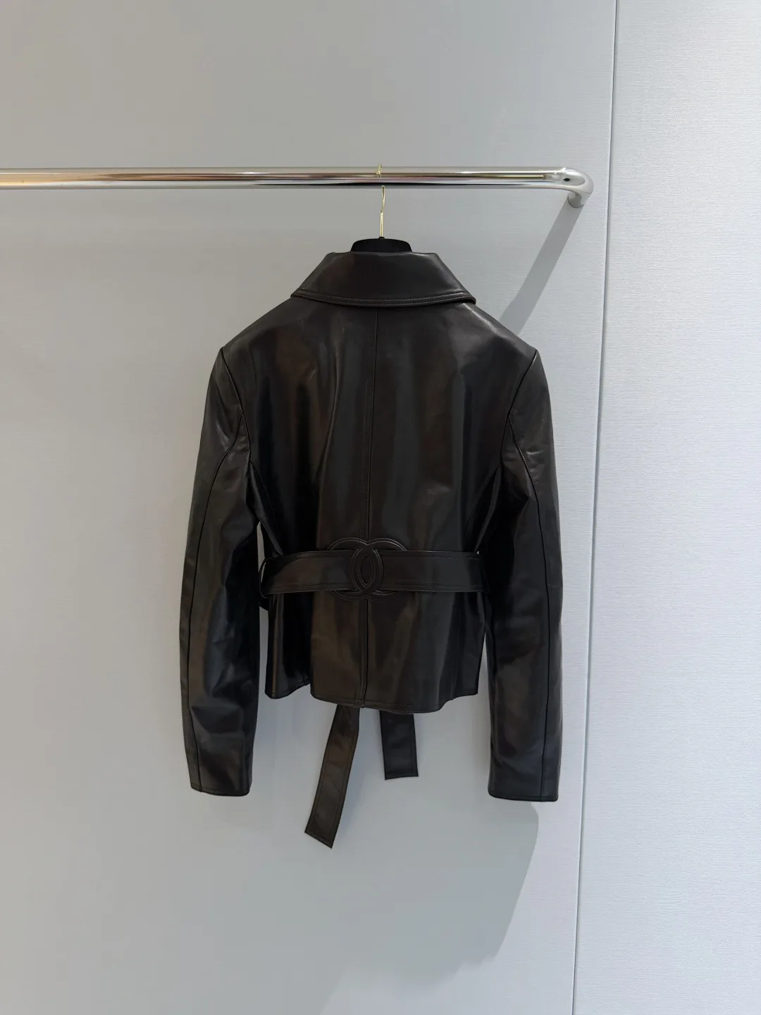 Women's Leather Jackets And Sheepskin Coats CHANEL 18336467