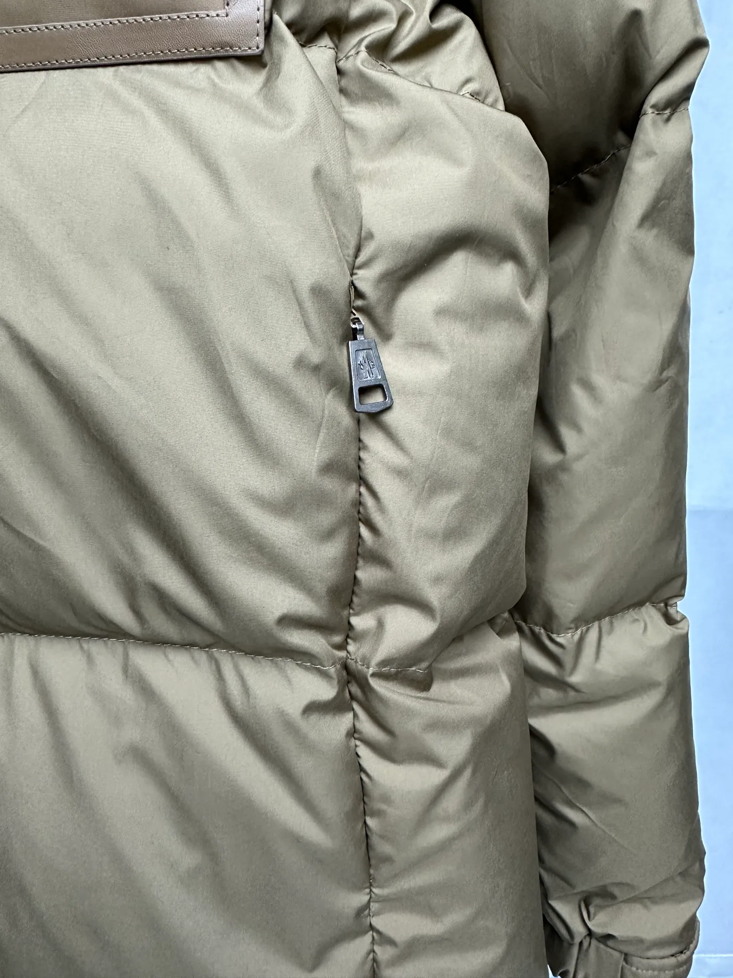Куртки И Пуховики Мужские Moncler 18600126