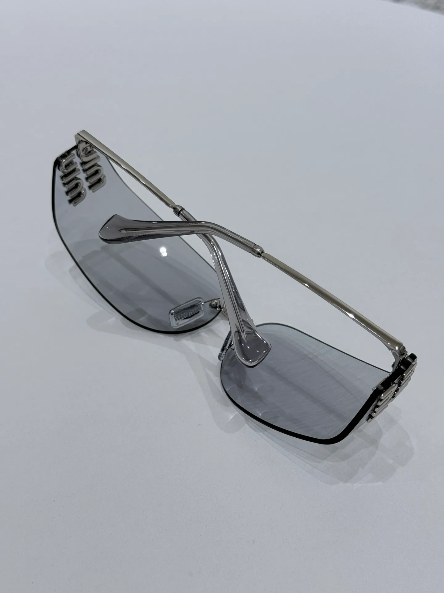 Glasses MIU MIU 16951426