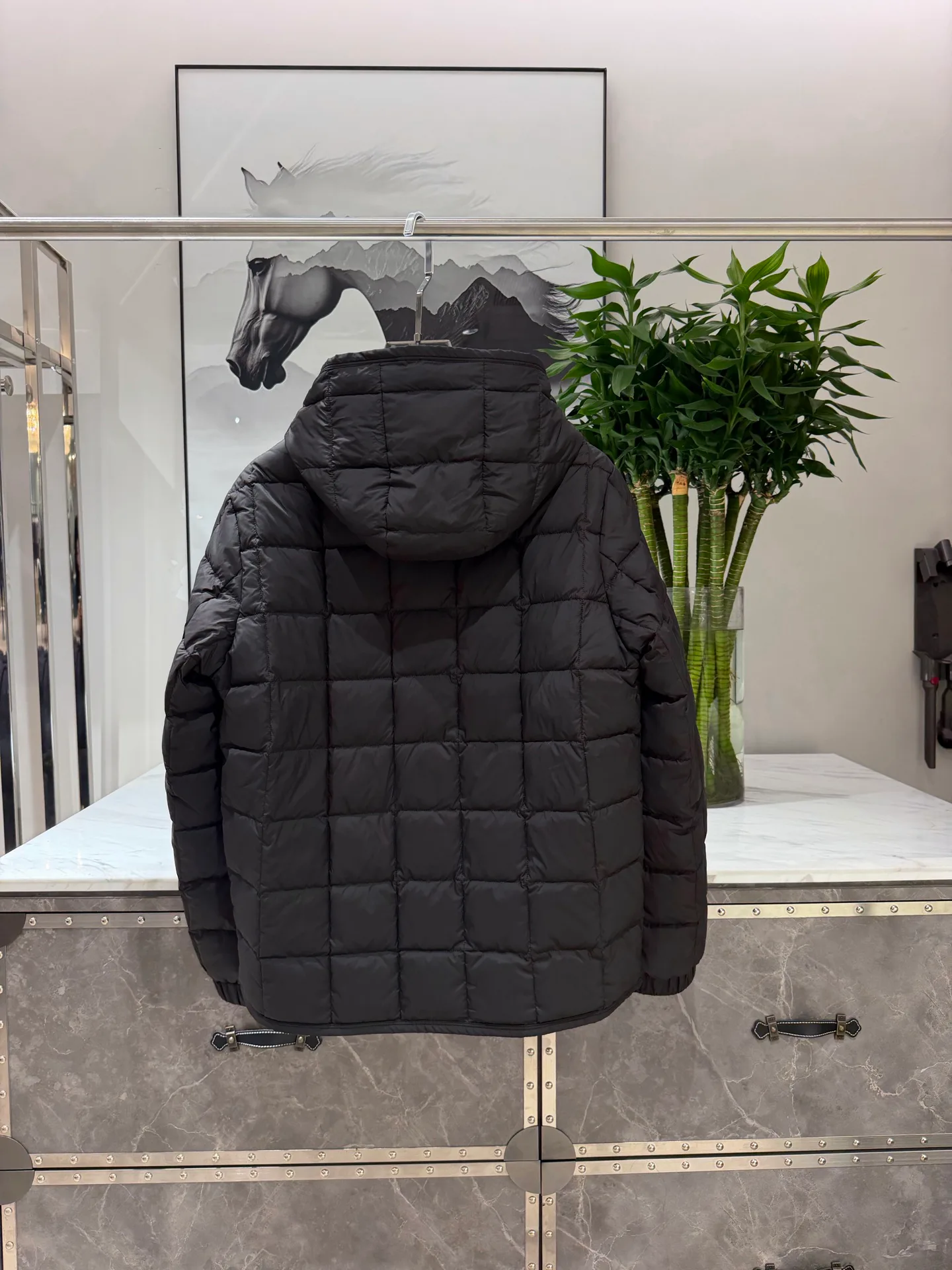 Men's Jackets And Down Jackets MONCLER 17952284