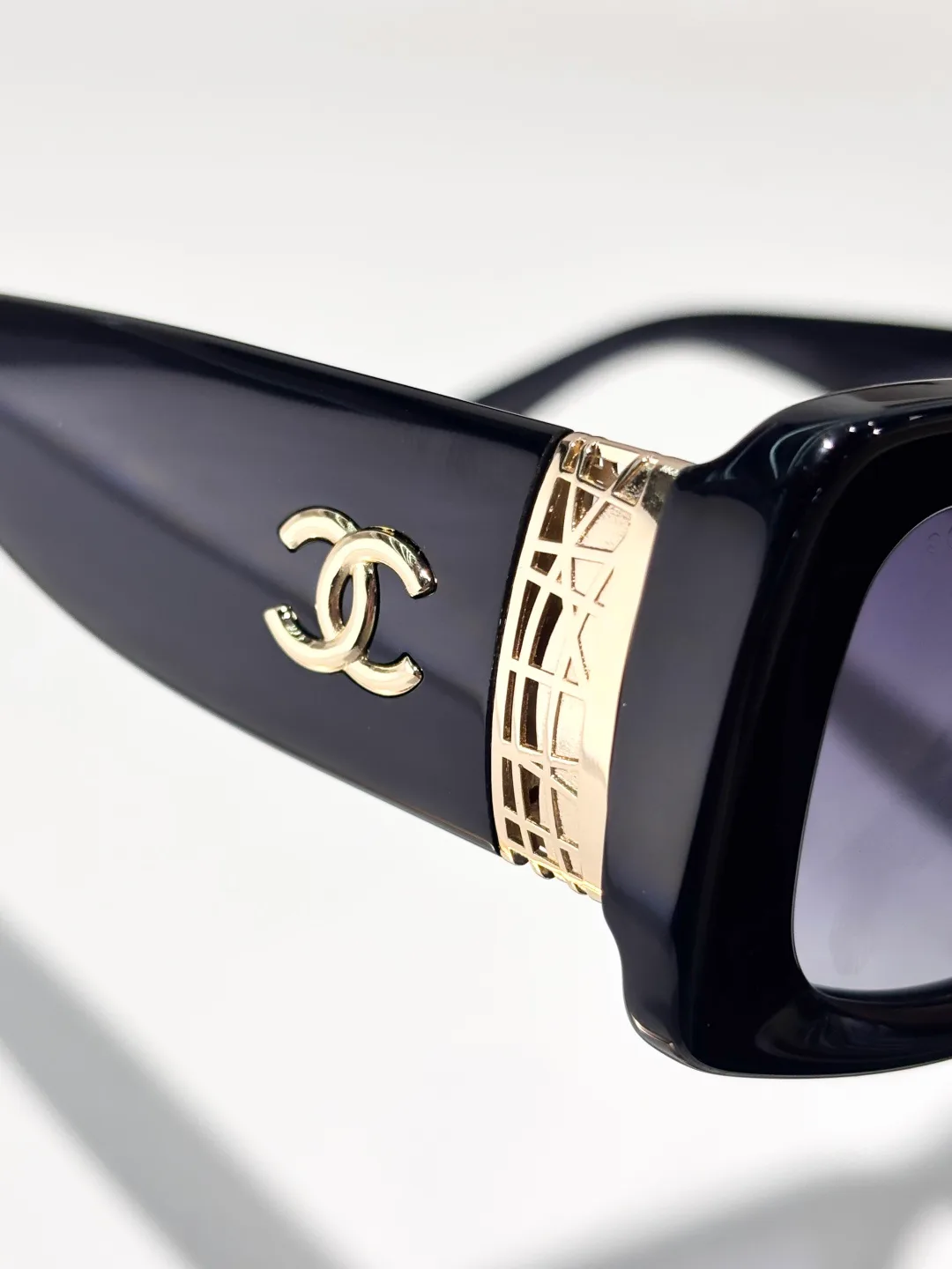 Glasses CHANEL 18118384