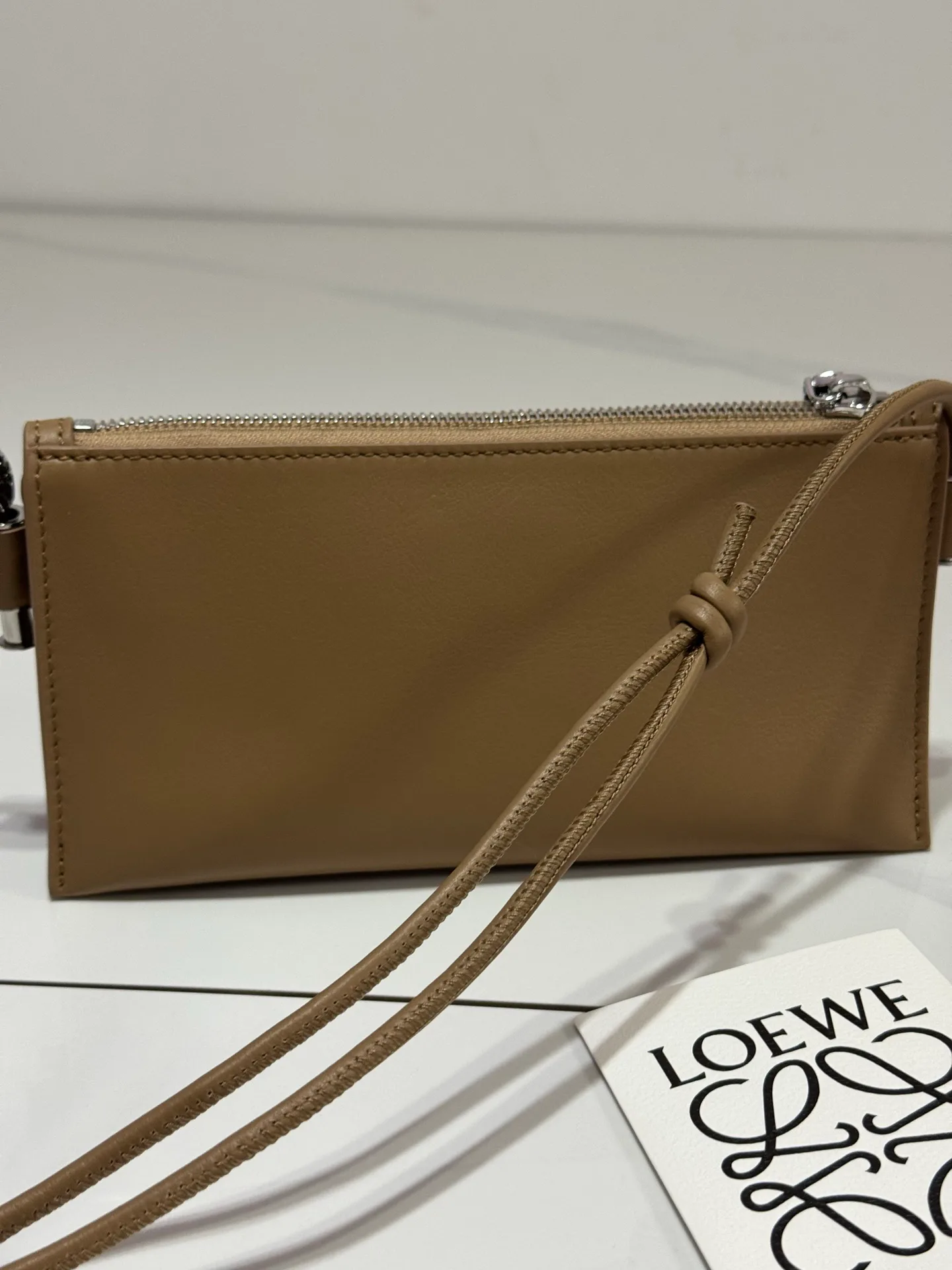 Women's Shoulder Bags LOEWE 17551016