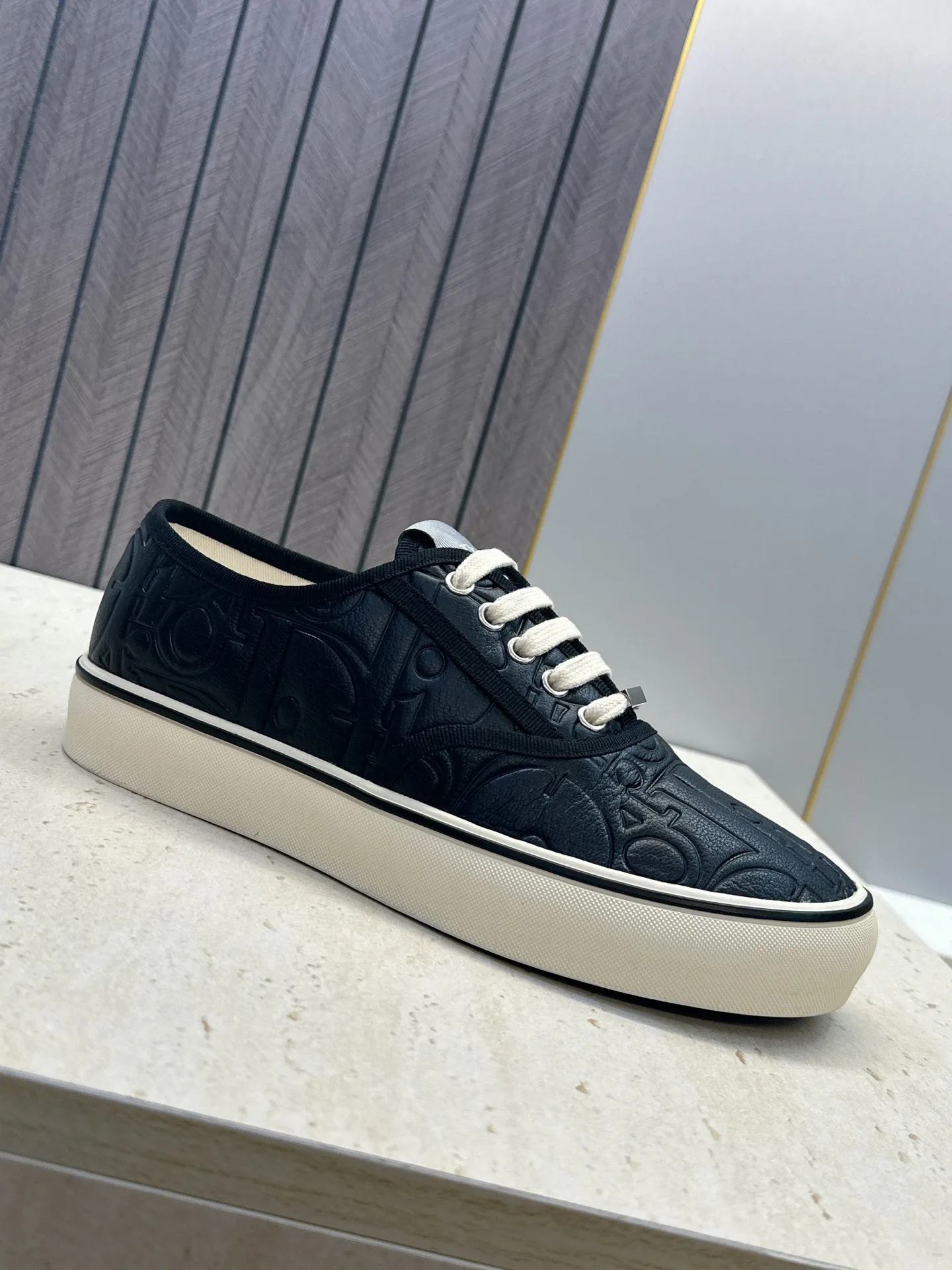 Women's Sneakers CHRISTIAN DIOR 18132782