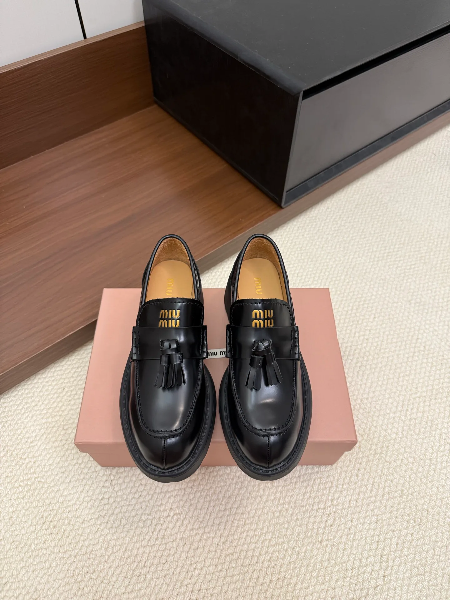 Women's Loafers And Moccasins MIU MIU 18092558