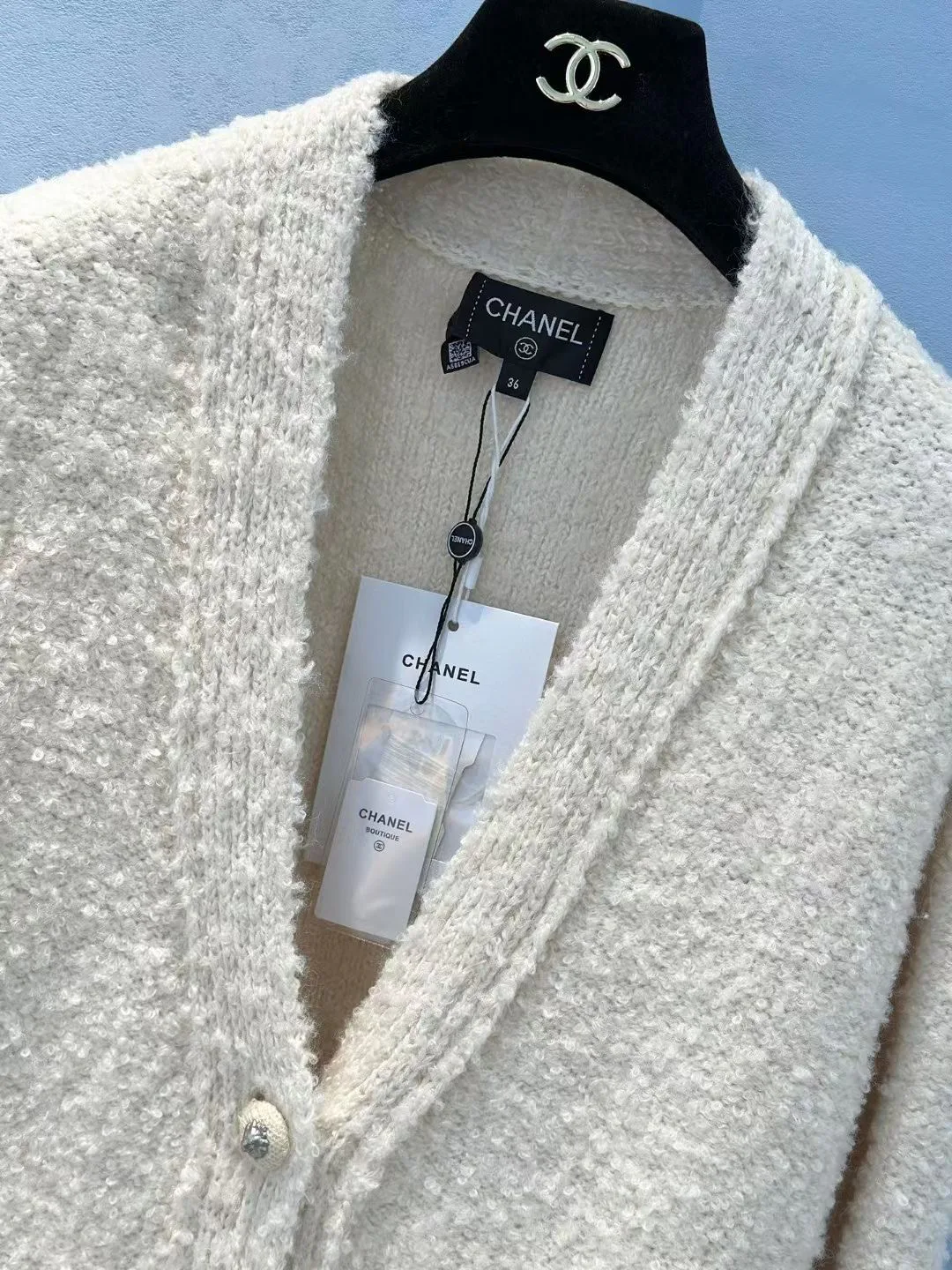 Women's Jumpers And Sweaters CHANEL 18363166
