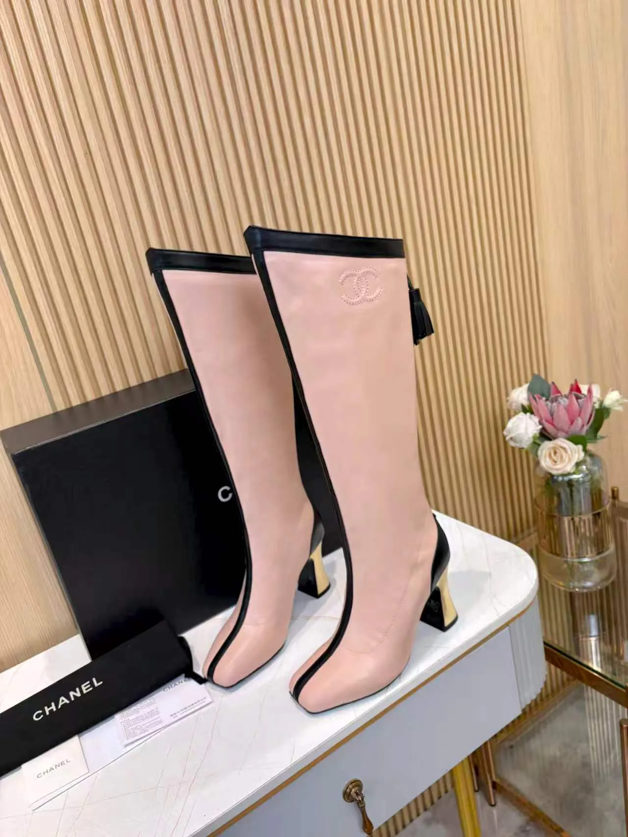 Women's Boots CHANEL 17948542