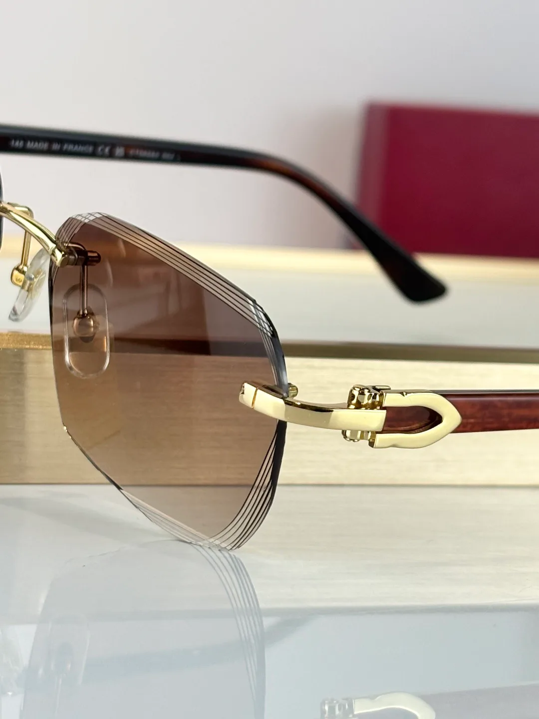 Glasses CARTIER 18118015