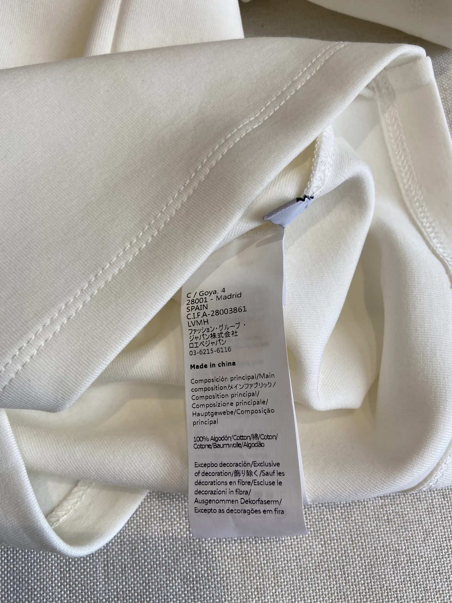 Women's T-Shirts LOEWE 17820415