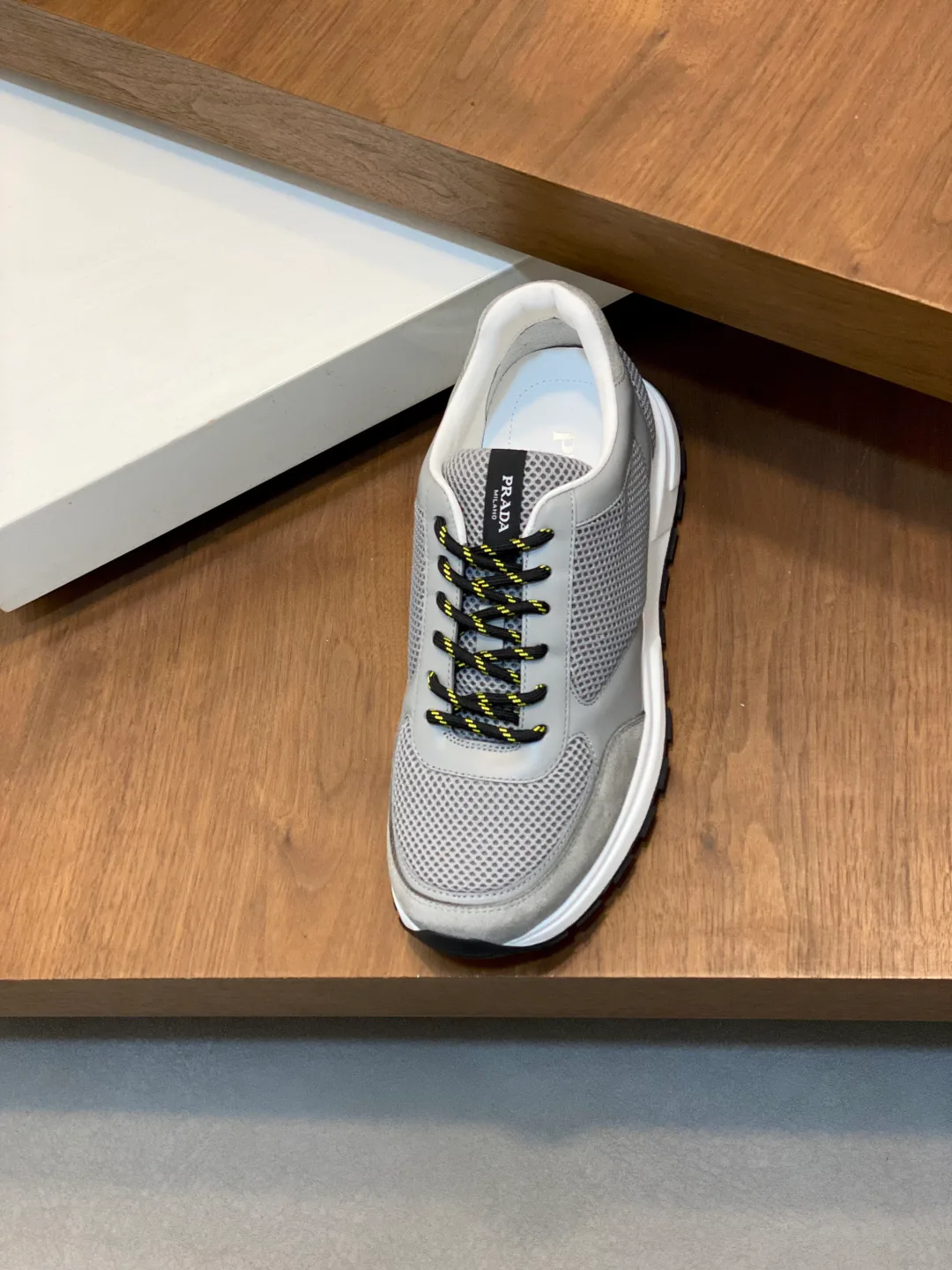 Men's Sneakers PRADA 18079033