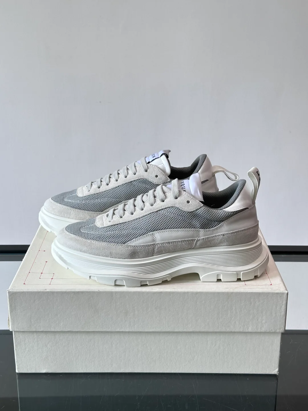 Women's Sneakers ALEXANDER MCQUEEN 17328783