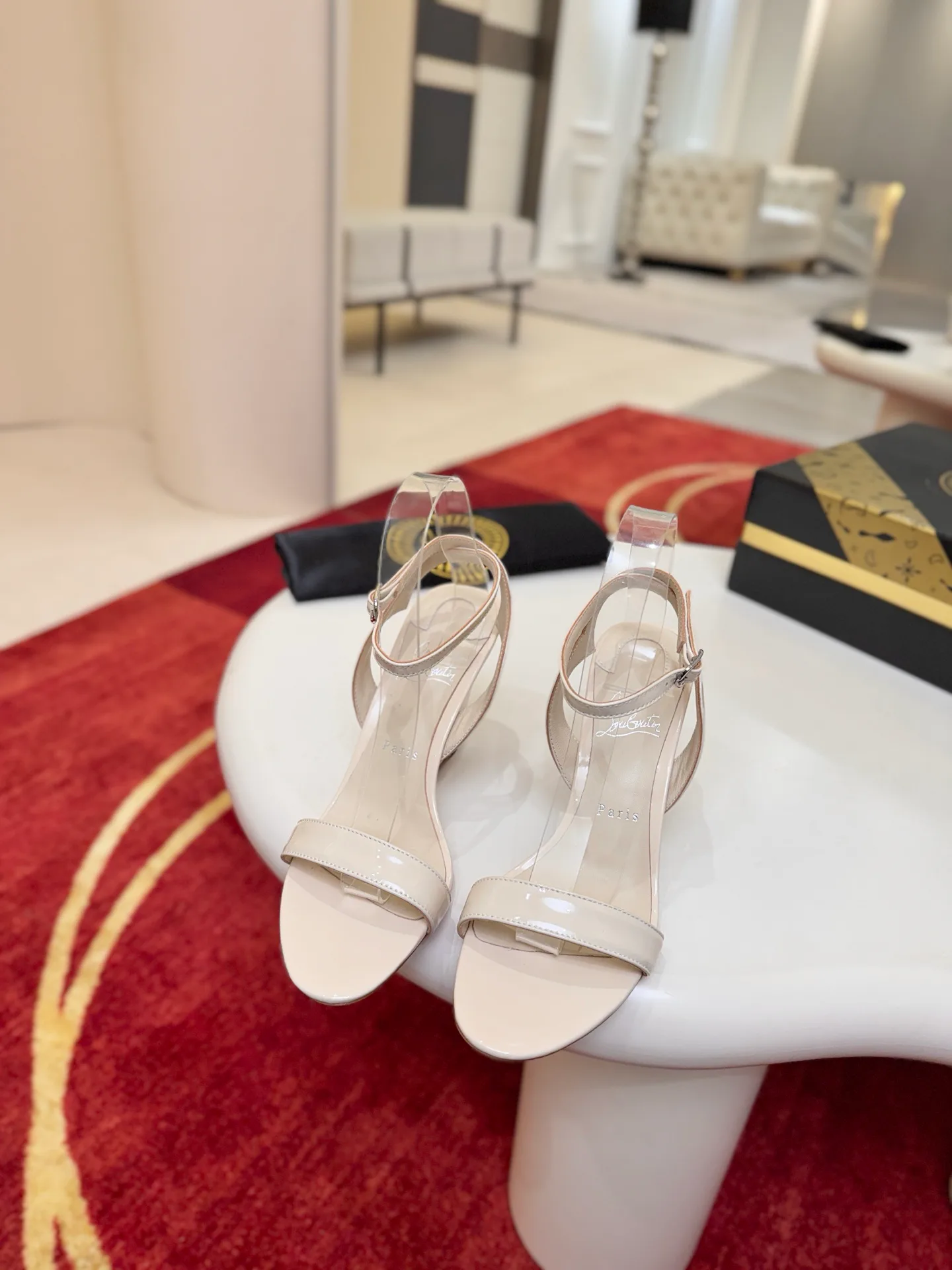 Women's Open-Toe Sandals CHRISTIAN LOUBOUTIN 18500925