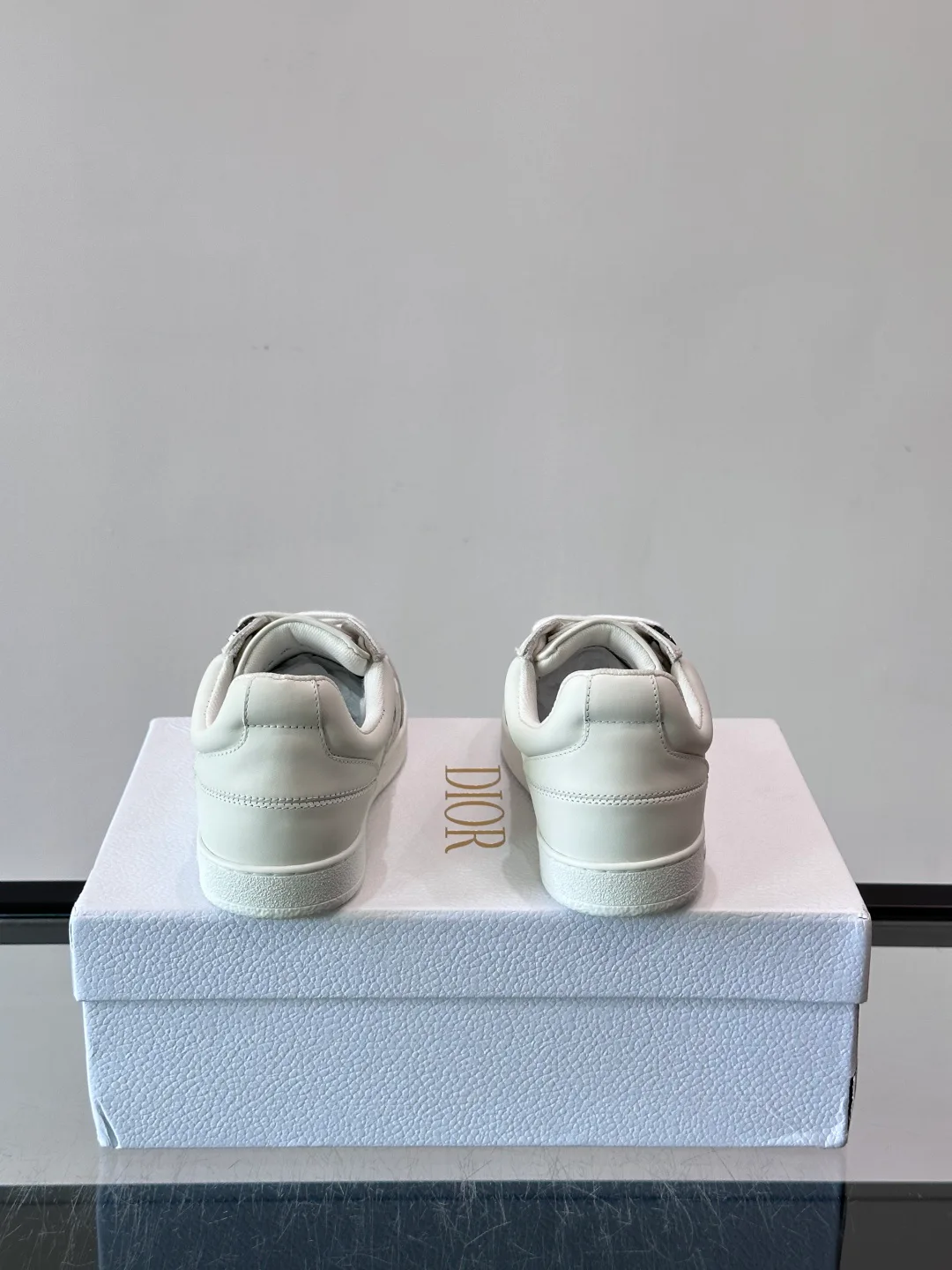 Women's Sneakers CHRISTIAN DIOR 18102635