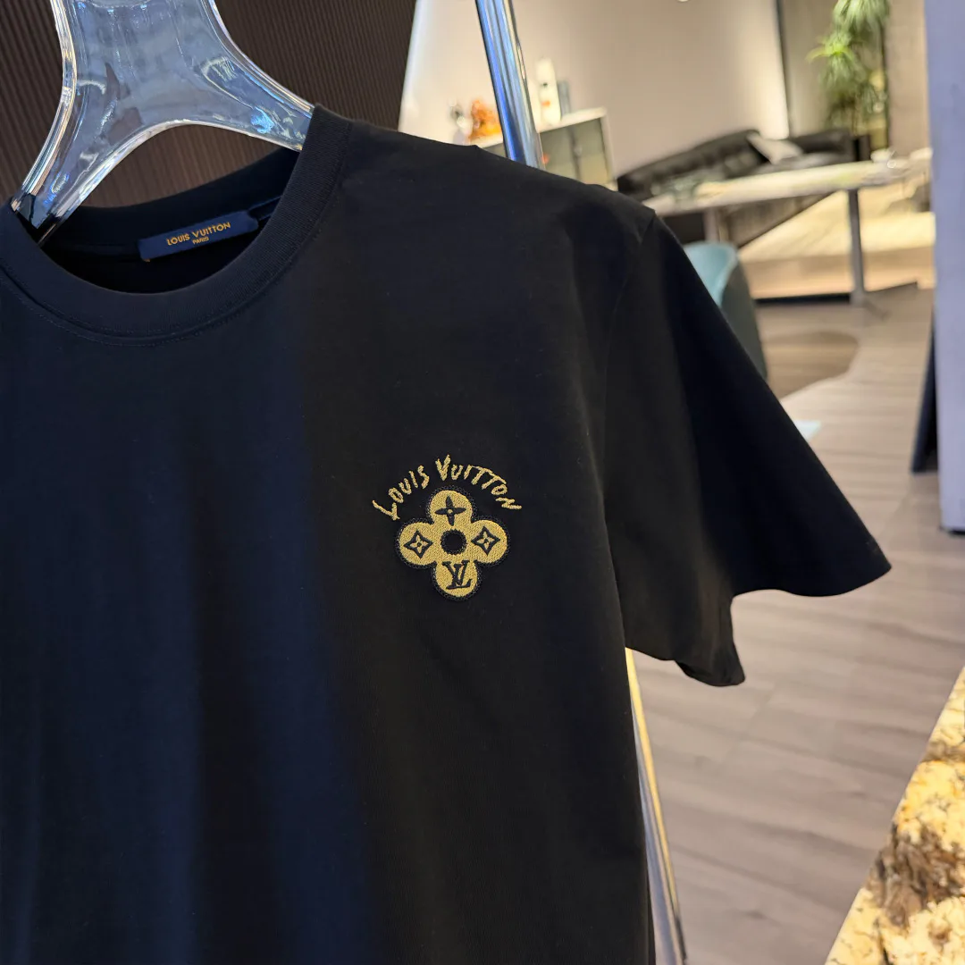 Men's T-Shirts LOUIS VUITTON 18000580