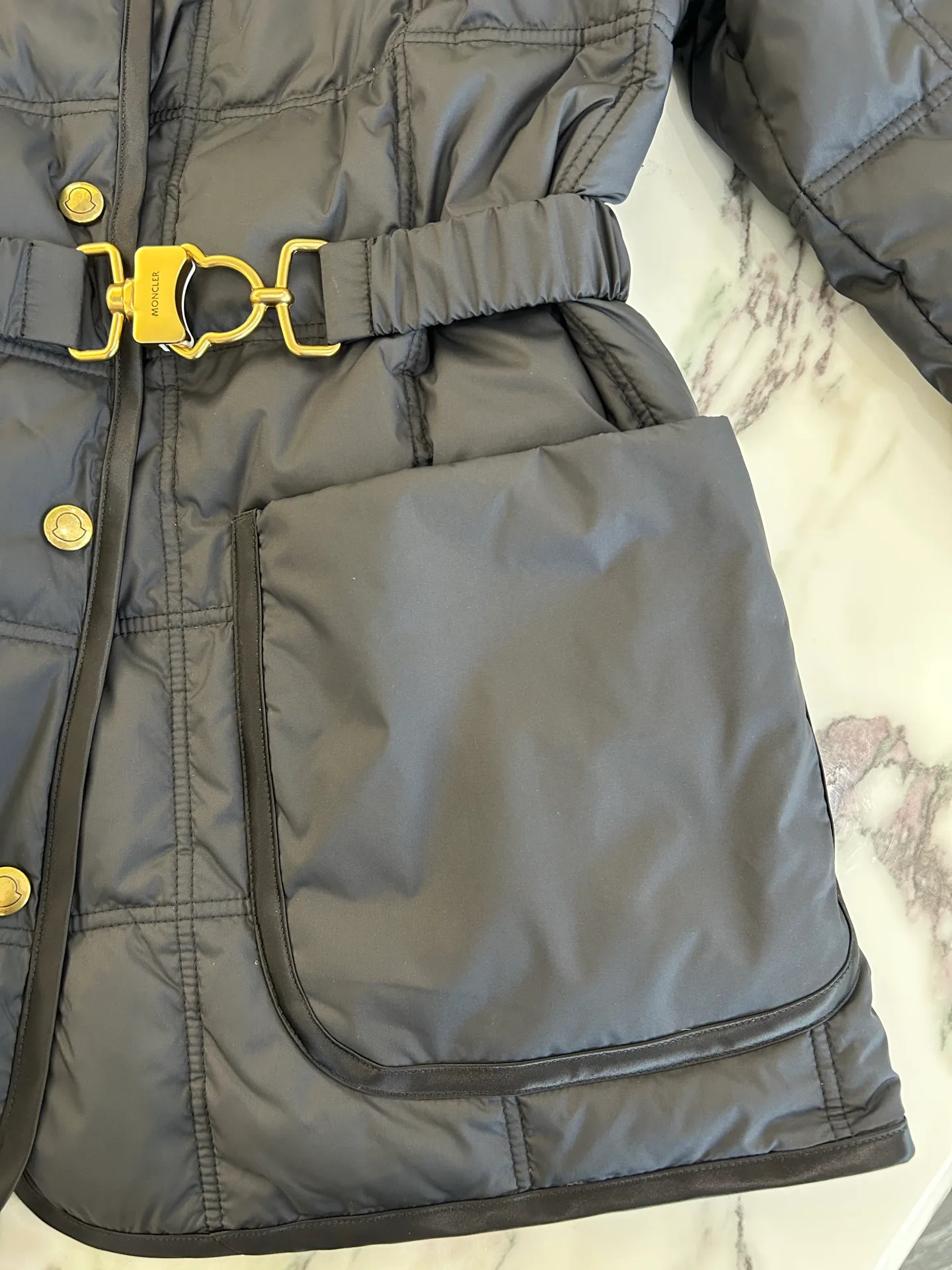 Men's Jackets And Down Jackets MONCLER 18330388