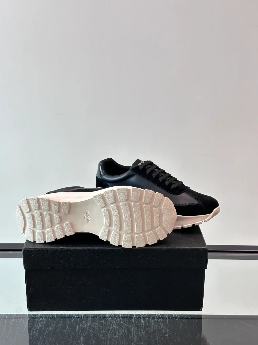 Women's Sneakers PRADA 18500610