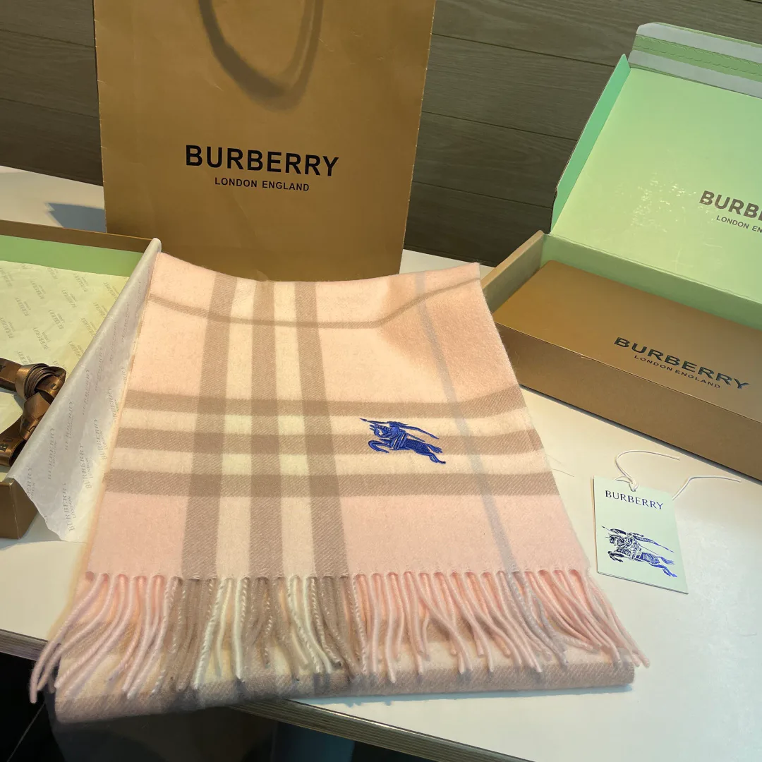 Scarves BURBERRY 18449890