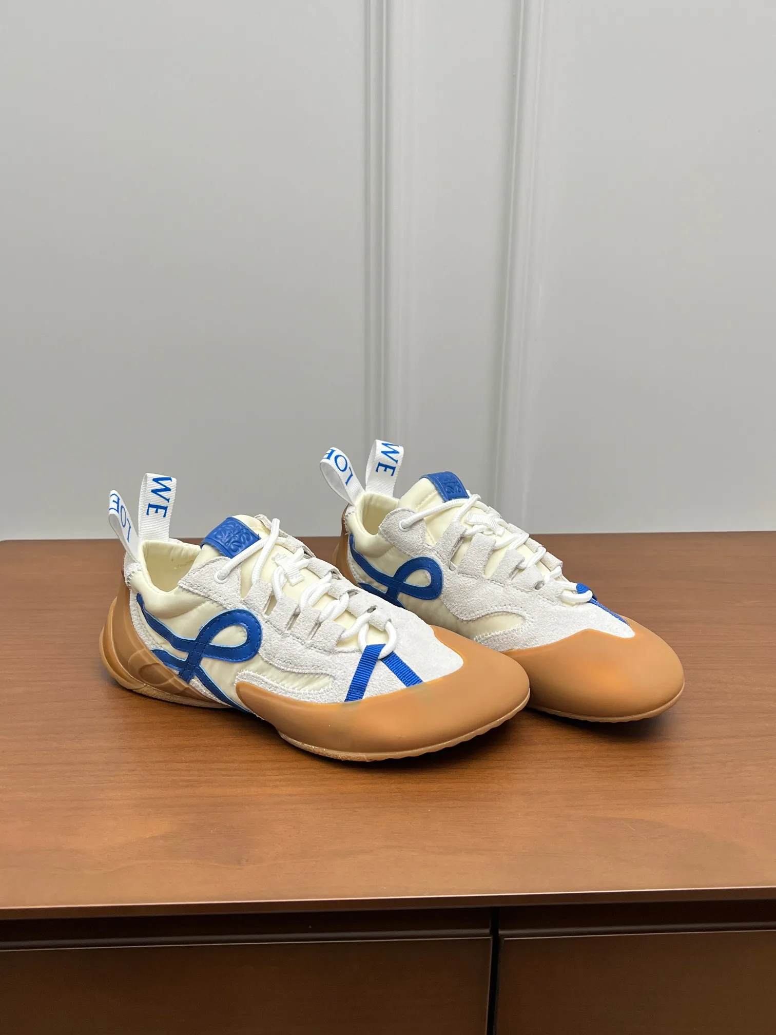 Women's Sneakers LOEWE 17796879