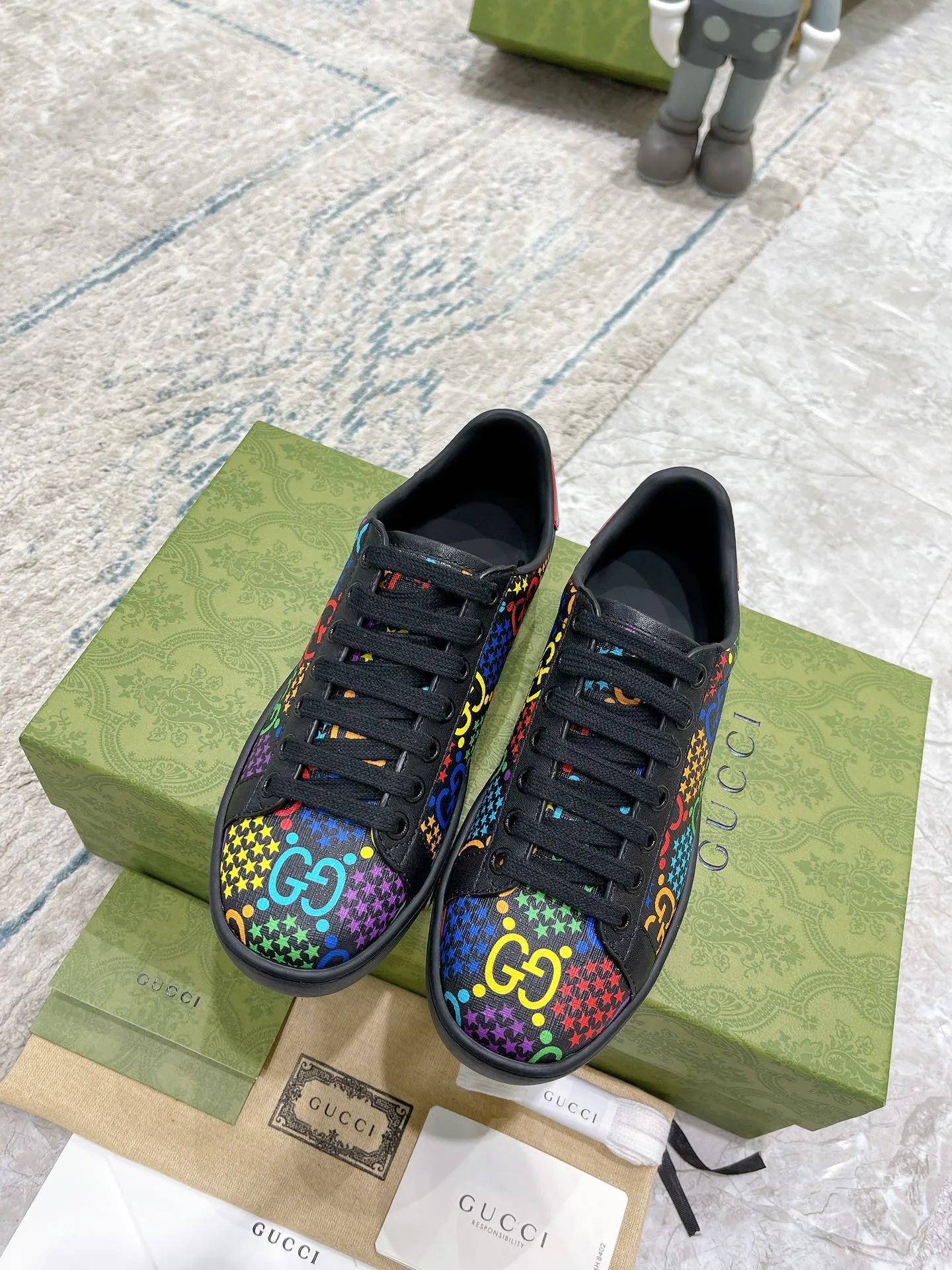 Women's Sneakers GUCCI 17620452